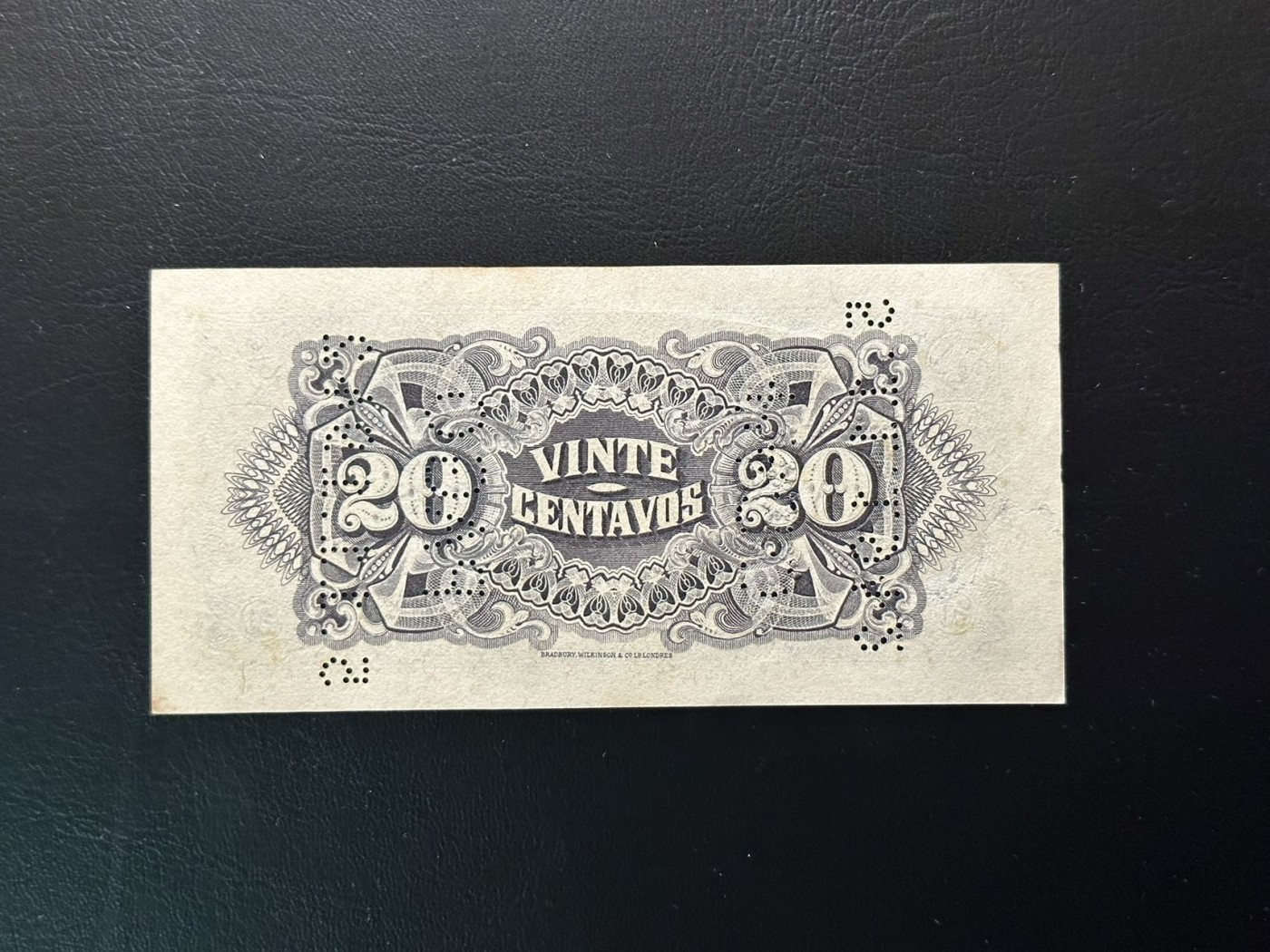 八月最后一场，第十五期大拍 1933年葡属莫桑比克，非常精美，有特殊打孔