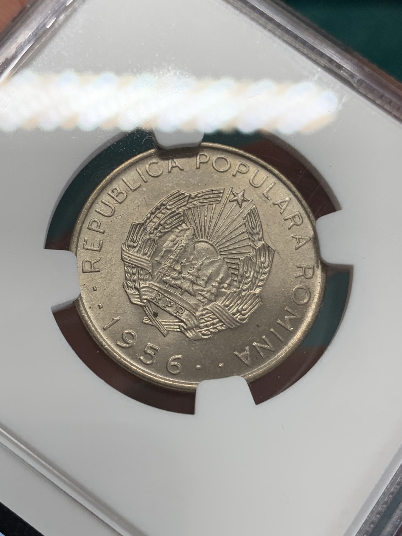 《竞宝斋》第192场-周日，周一 2场 (全场包邮) NGC MS64 高分暴光好品 罗马尼亚1956年50巴尼 社会主义风味浓郁可藏！