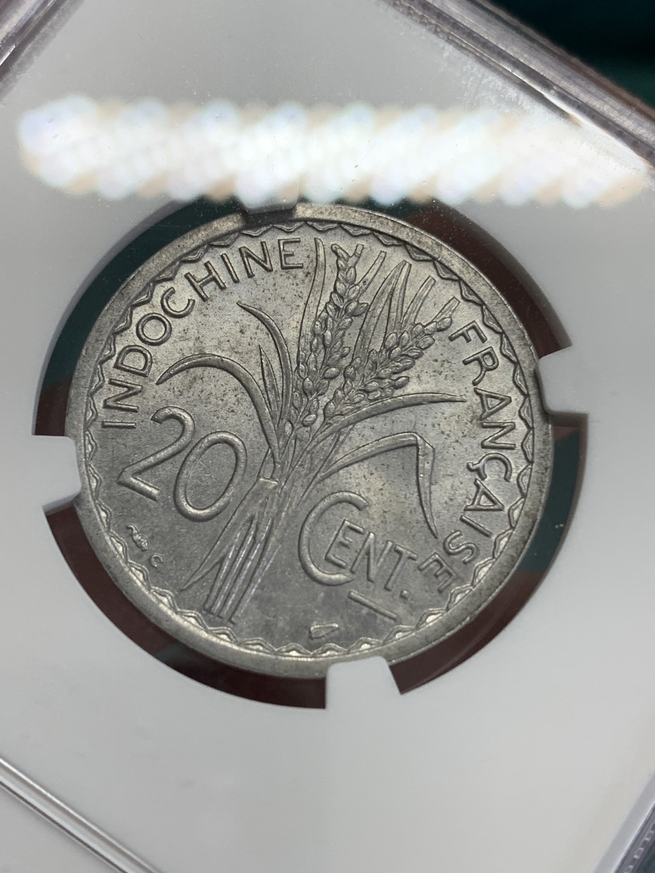 《竞宝斋》第192场-周日，周一 2场 (全场包邮) NGC MS62 1945年法属印支20分