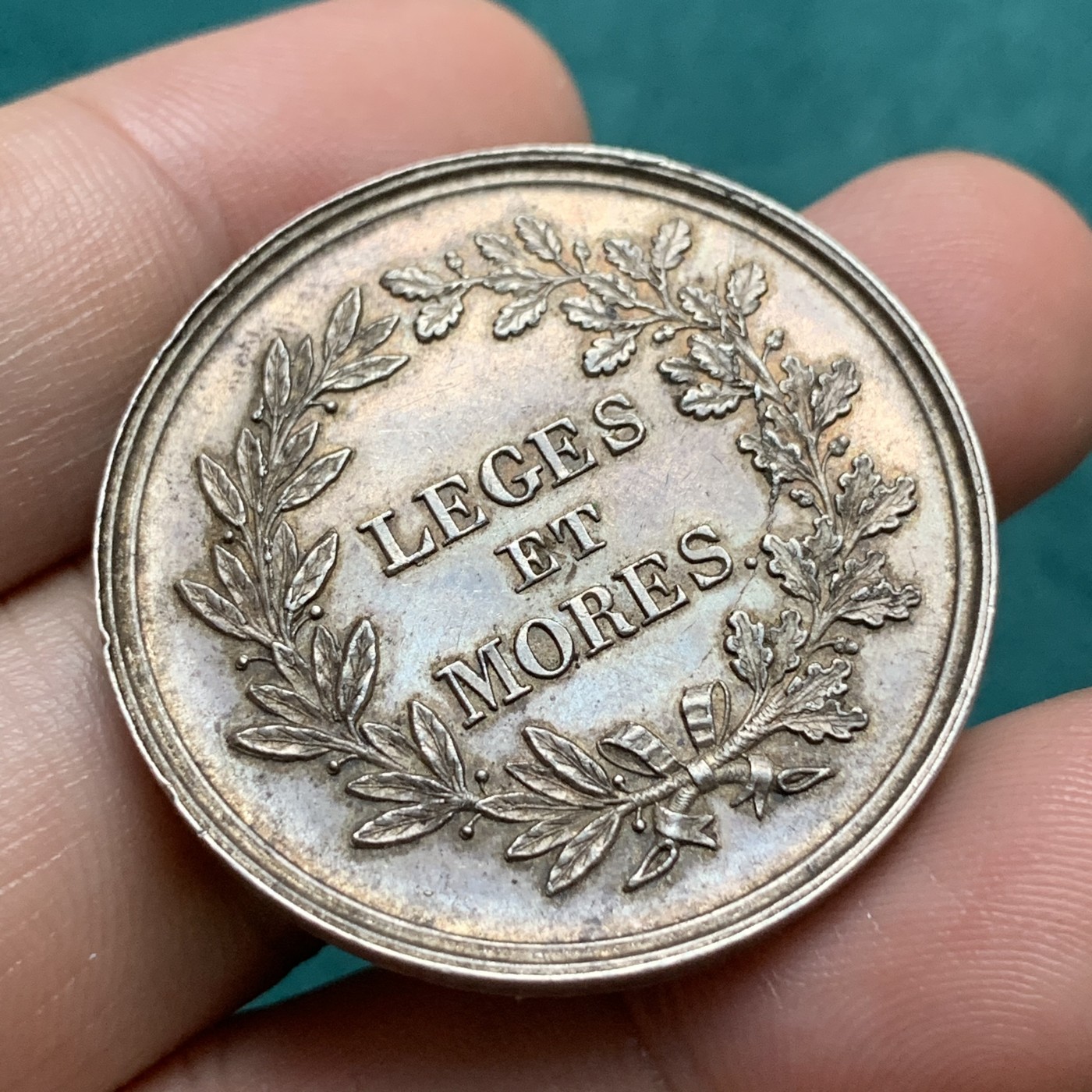 《竞宝斋》第192场-周日，周一 2场 (全场包邮) 法国 1845-1860 法律与习俗银质代币 蜜蜂边铭 银标 36.1mm  15.2克