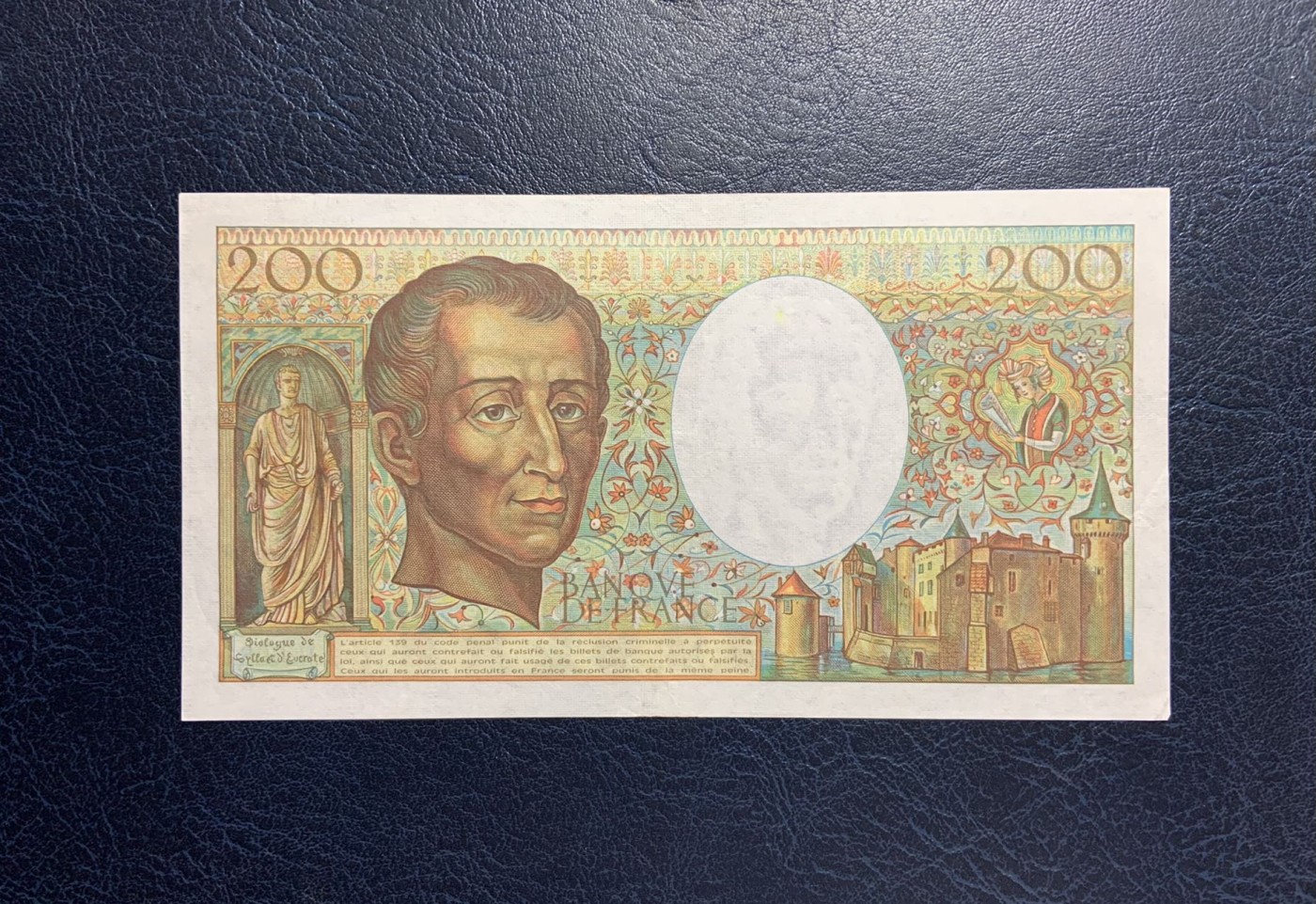 收藏联盟Quantum Auction 第285期拍卖  法国1981年200法郎 品相AU- 首发年份 法学家孟德斯鸠