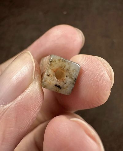 玉石翡翠玛瑙｜拍卖专场  刚卯玉珠小挂件