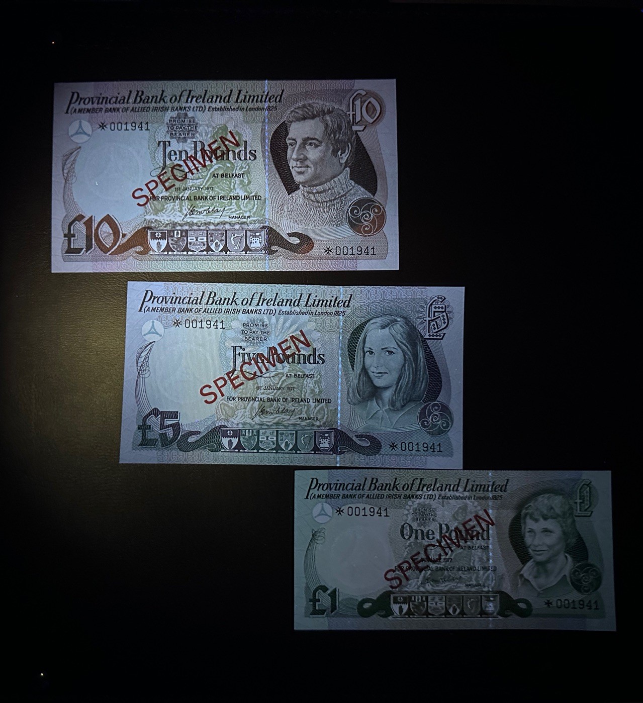 八月最后一场，第十五期大拍 （S3）北爱尔兰1977年样票一组3张，均为1941千位小号！官方纪念