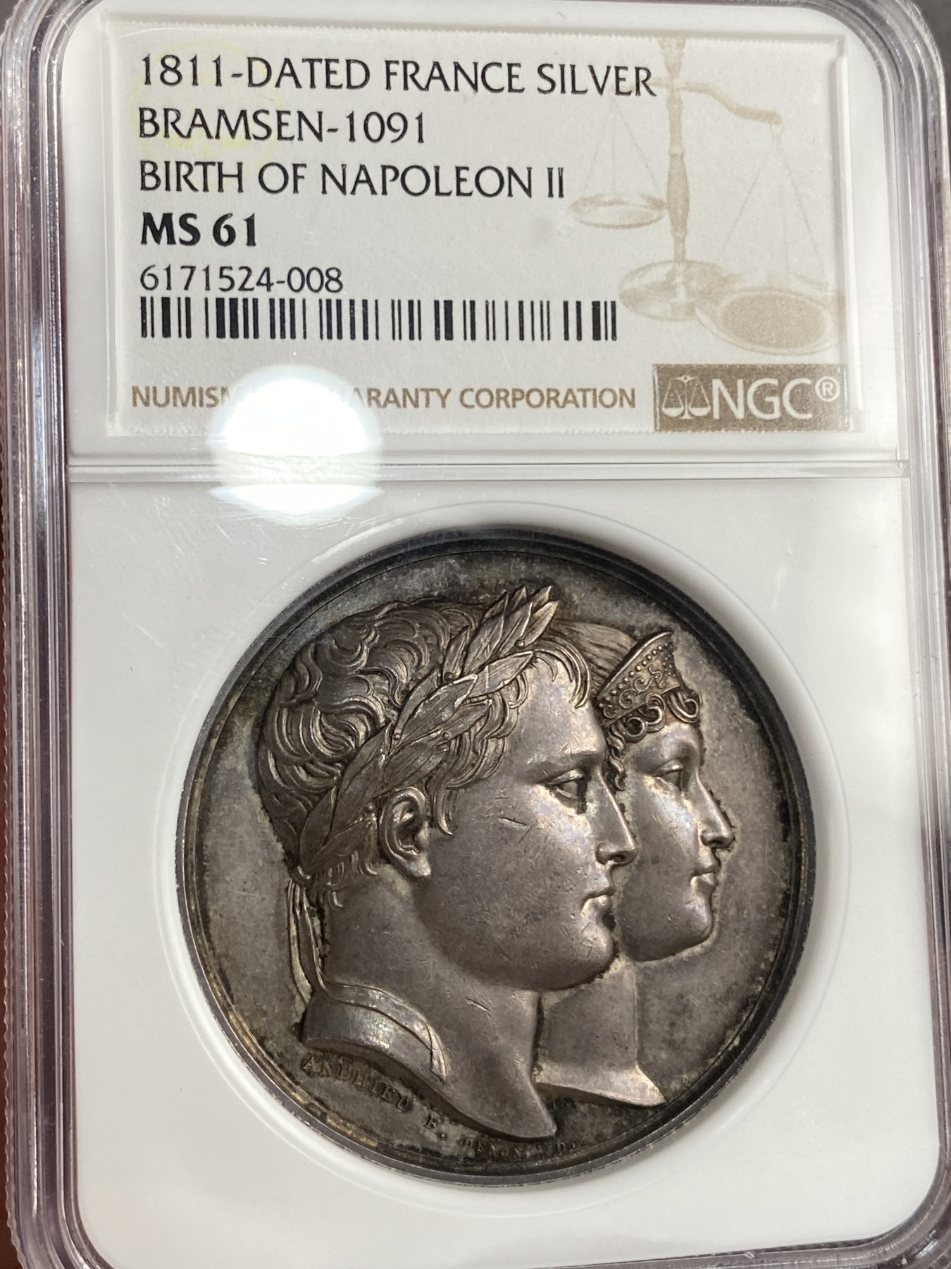 万国钱币拍卖第015期（奢华币章第二季） NGC MS62 1811年法国拿破仑之子罗马王诞生原铸银章 原味老包浆 皇帝与皇后头发与发饰刻画异常精细 御用雕刻师Denon作品 41MM