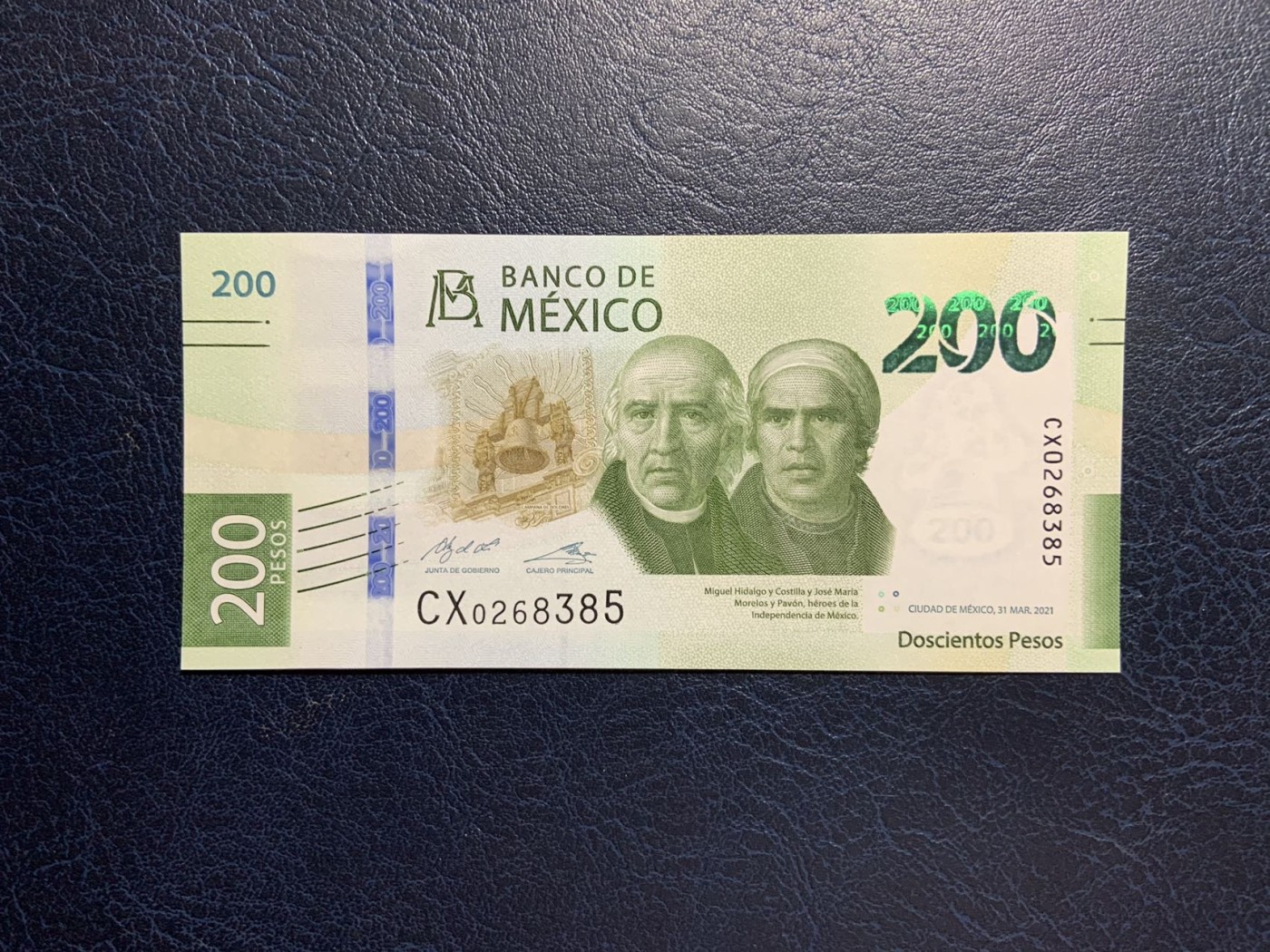 收藏联盟Quantum Auction 第285期拍卖  墨西哥2021年200比索 品相全新UNC 号码无47 国父米格尔神父