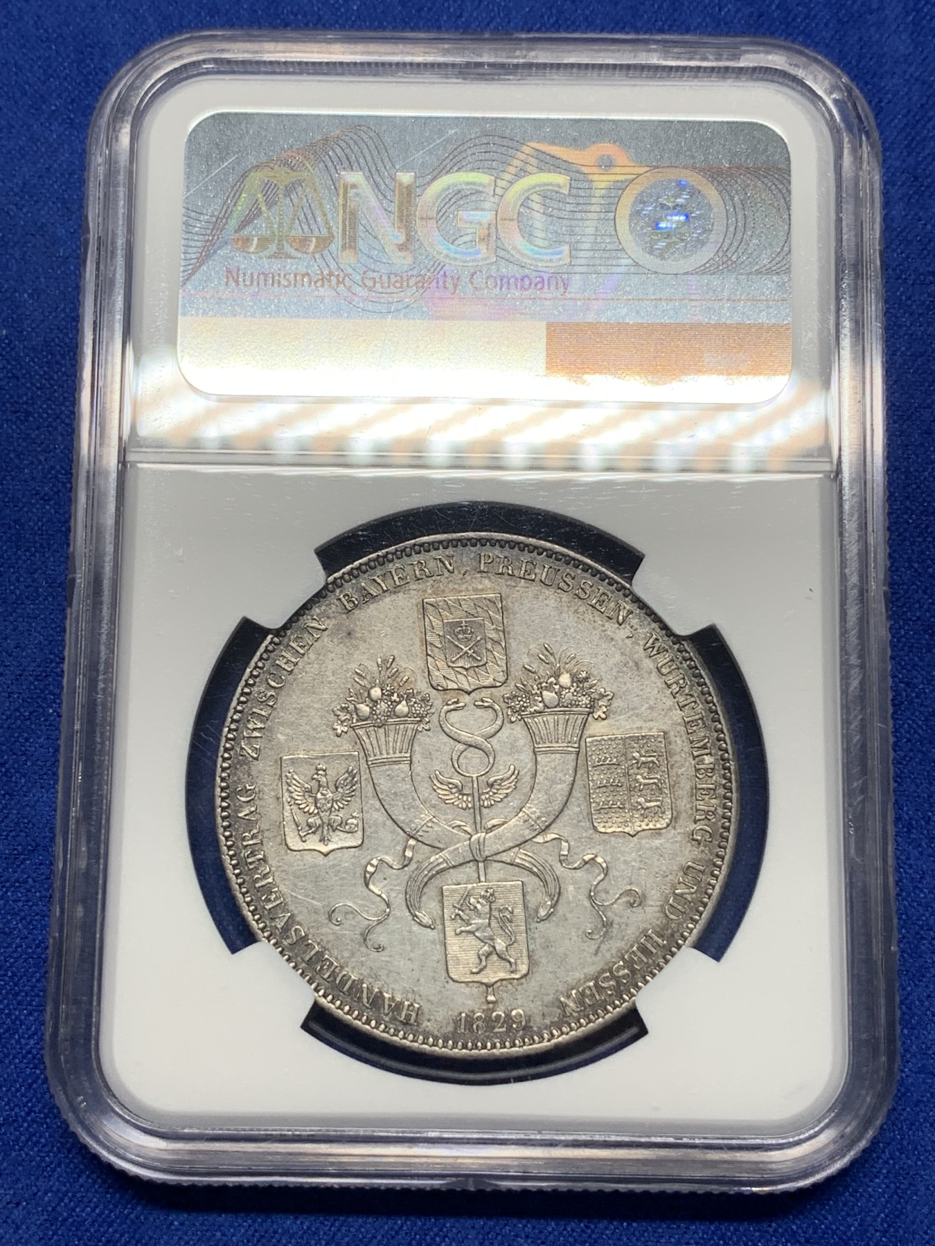 《竞宝斋》第193场-周日，周一 2场 (全场包邮) NGC UNC 德国 巴伐利亚  1829年 通商条约纪念泰勒 少见品种 细节保存的很不错