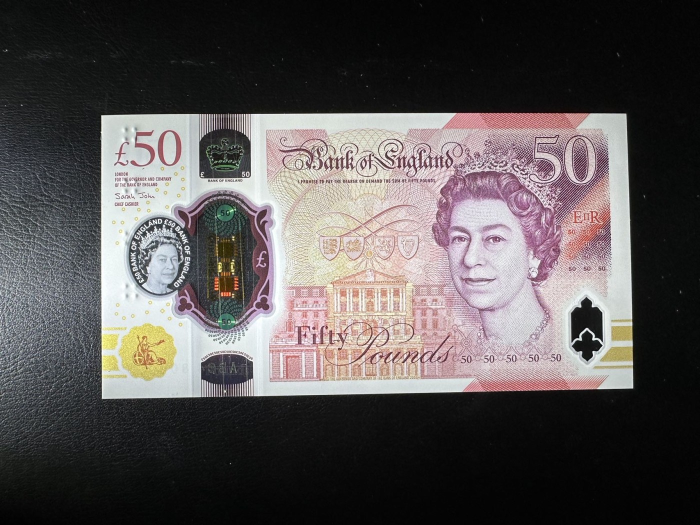 八月最后一场，第十五期大拍 （S3）英国50镑，最新版本，图林，号码很不错