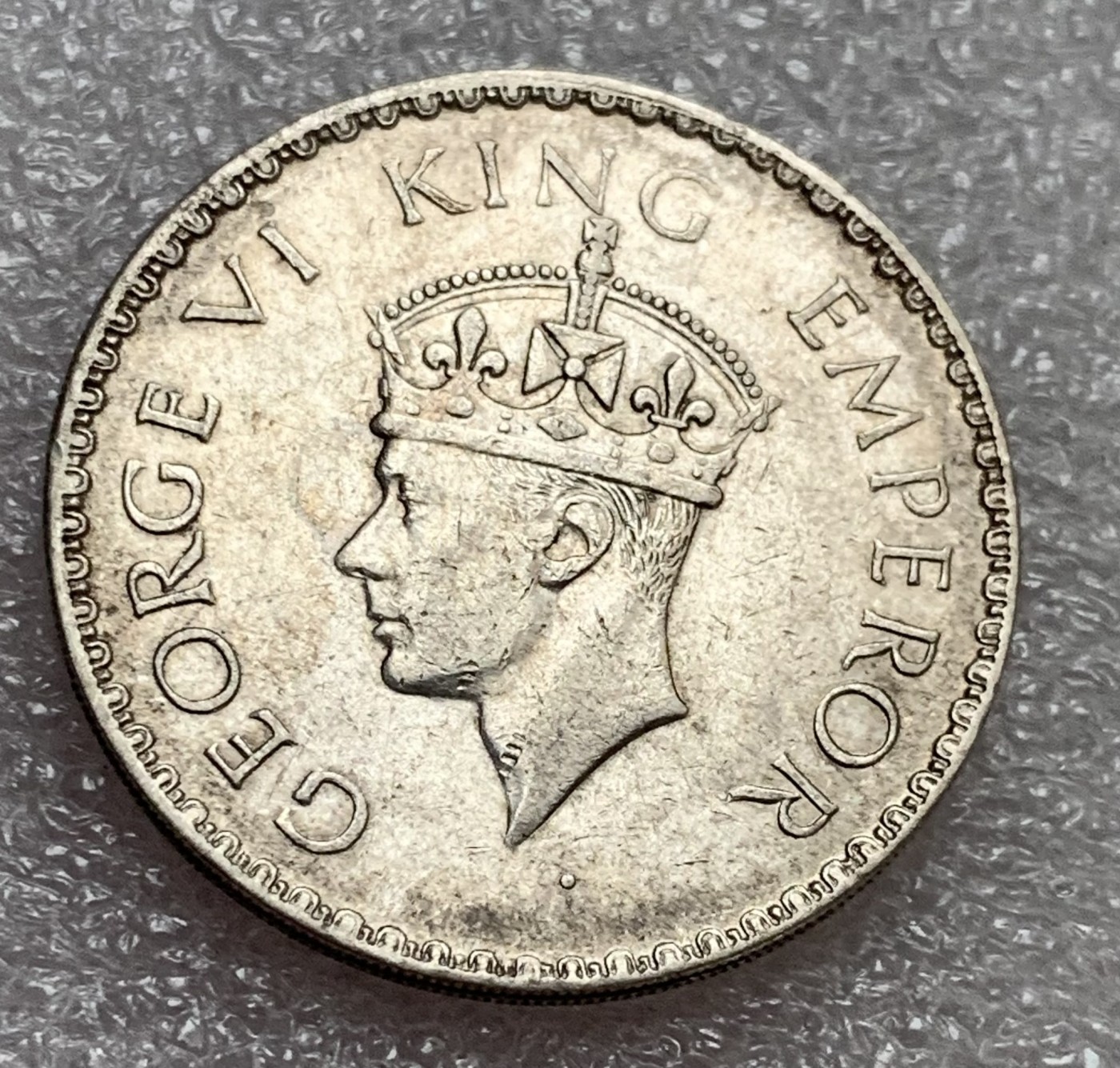 瓶子🏺第107期拍卖会  英属印度1940年乔治六世1卢比银币