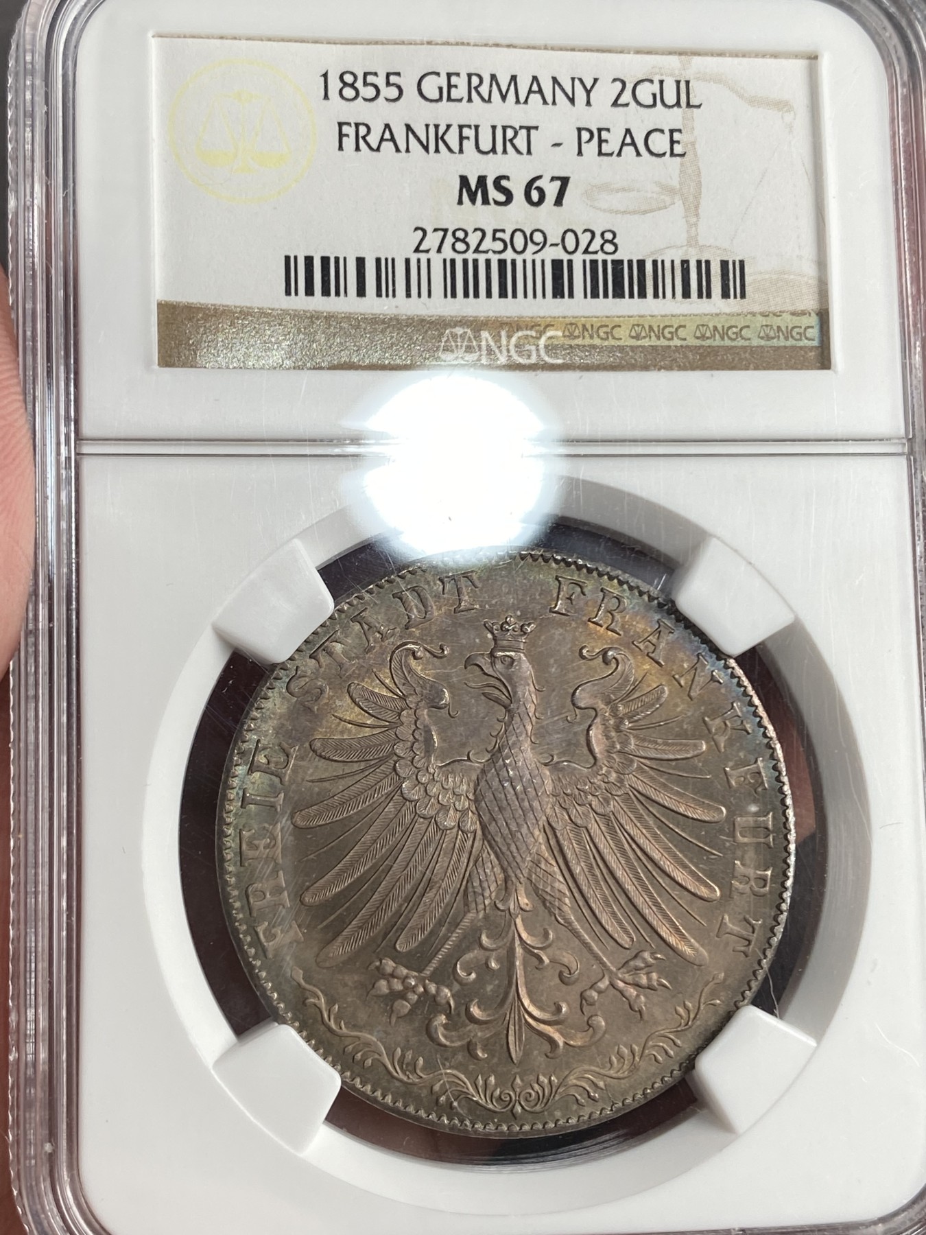 万国钱币拍卖第015期（奢华币章第二季） NGC MS67 1855年德国法兰克福宗教和平纪念2古尔登银币 天花板级别的分数 在双面均匀五彩包浆的加持下应该要比刚出厂时还要美丽