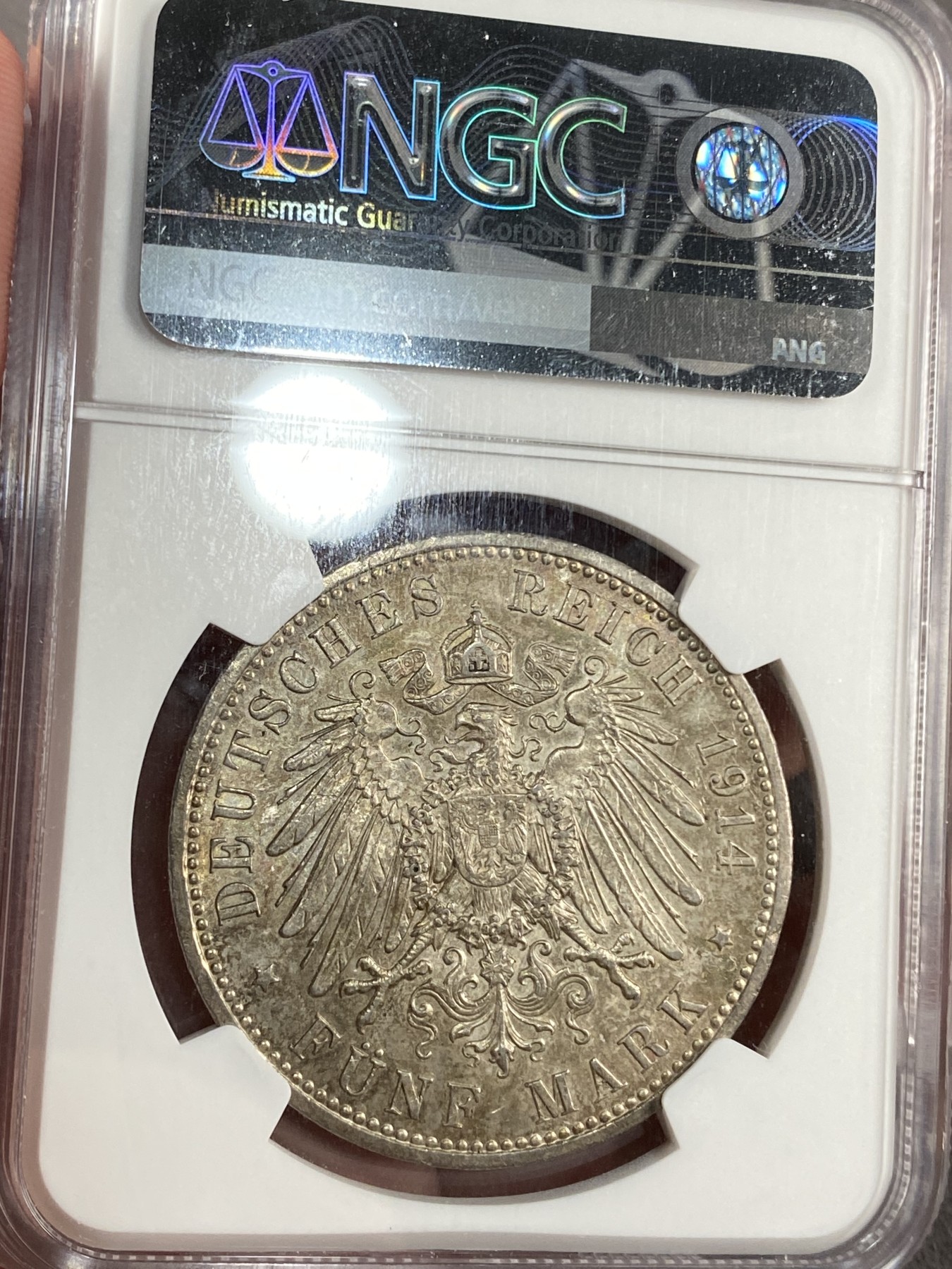 万国钱币拍卖第015期（奢华币章第二季） NGC MS62 1914年德国普鲁士威廉二世军装5马克 五彩原味状态