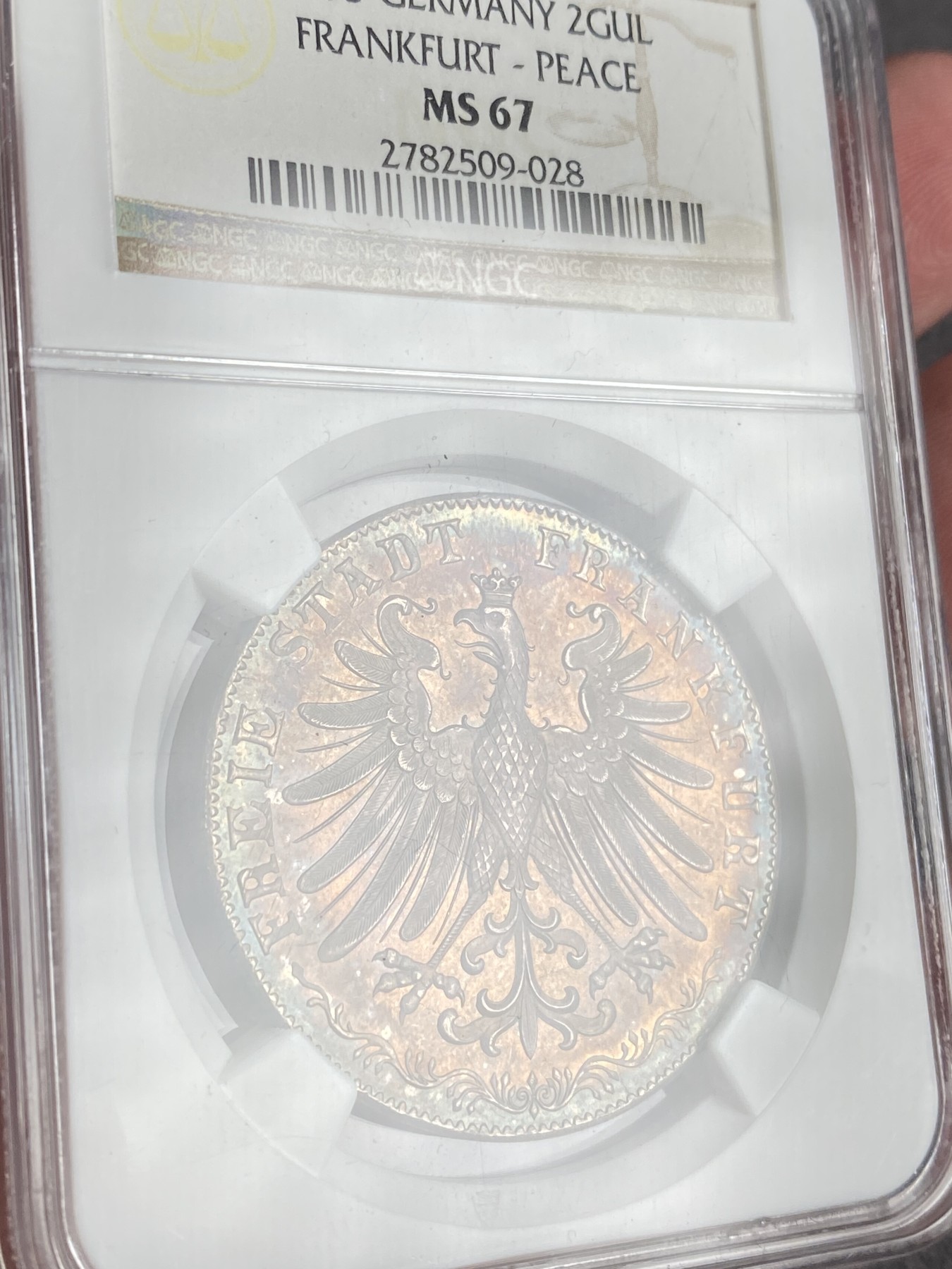 万国钱币拍卖第015期（奢华币章第二季） NGC MS67 1855年德国法兰克福宗教和平纪念2古尔登银币 天花板级别的分数 在双面均匀五彩包浆的加持下应该要比刚出厂时还要美丽