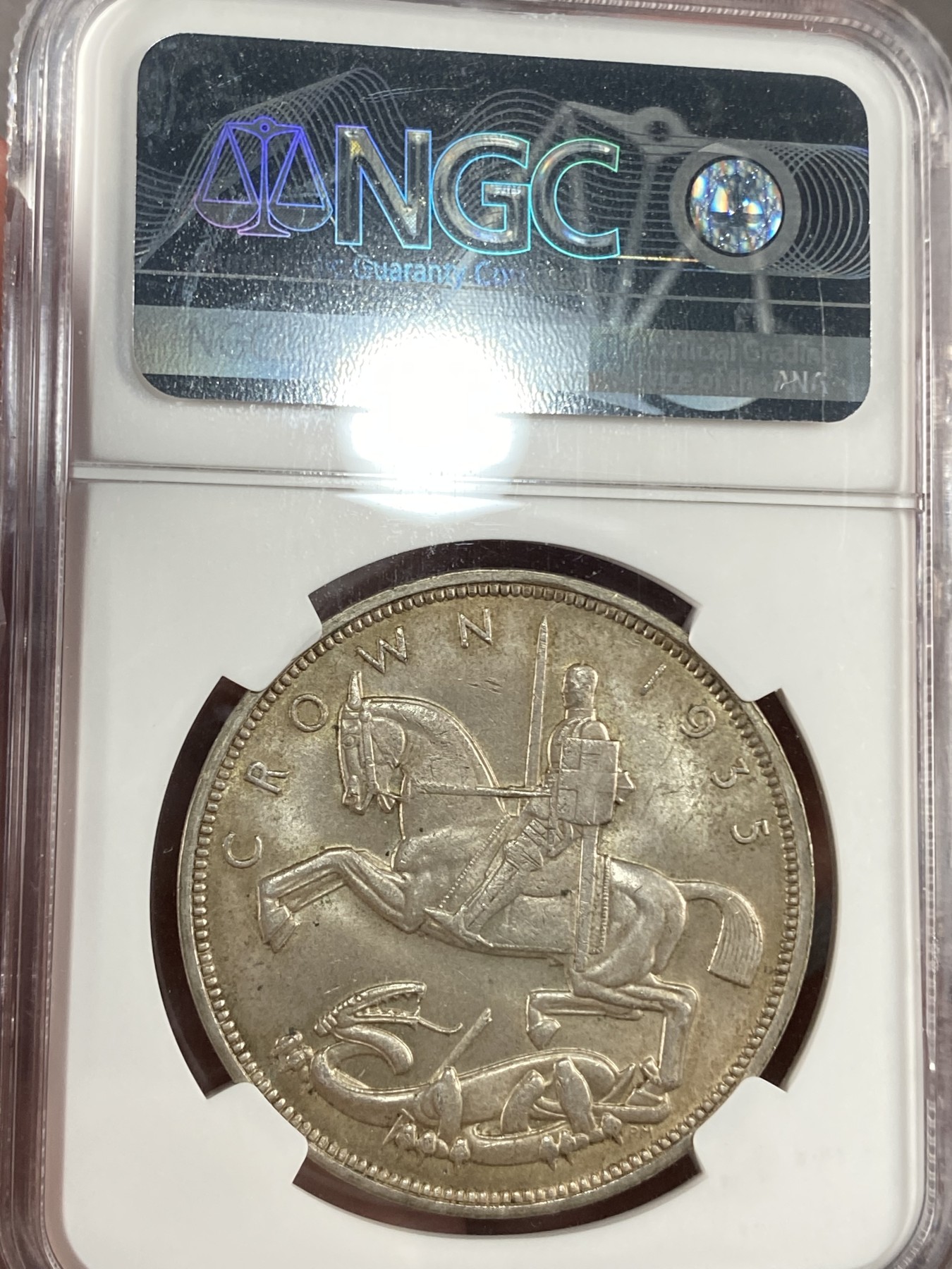 万国钱币拍卖第015期（奢华币章第二季） NGC MS64 1935年英国乔治五世1克朗马剑大银币