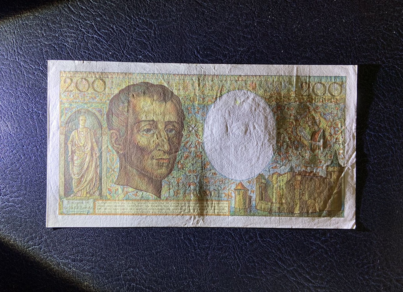 收藏联盟Quantum Auction 第285期拍卖  法国1981年200法郎 品相AU- 首发年份 法学家孟德斯鸠