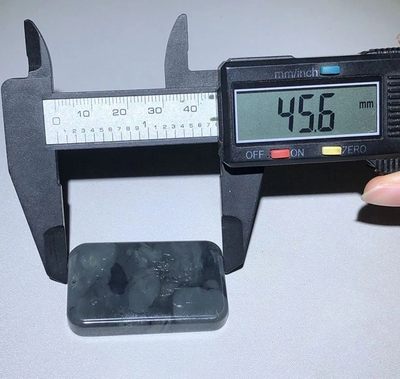 玉石翡翠玛瑙｜拍卖专场 旧藏青海玉挂件