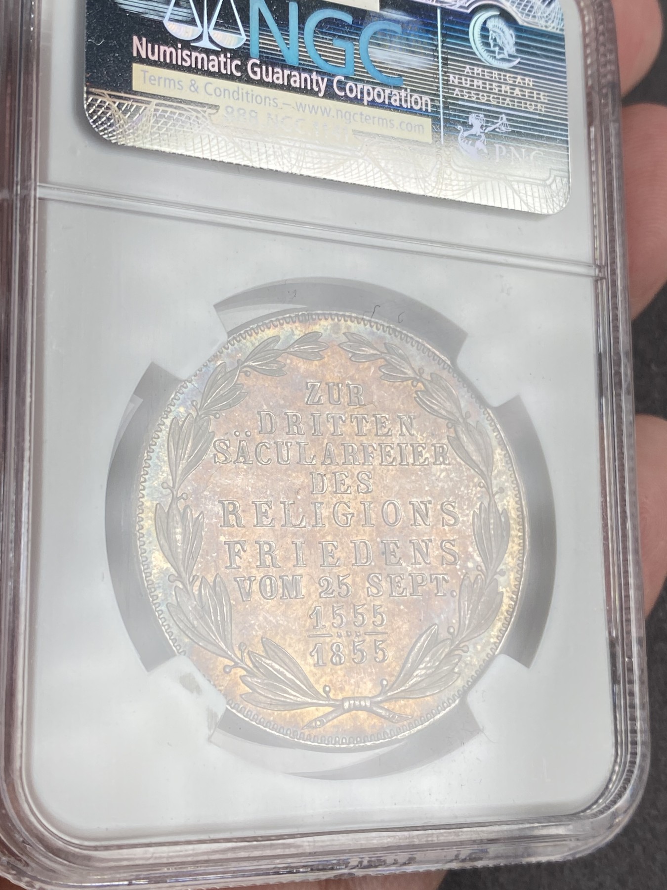 万国钱币拍卖第015期（奢华币章第二季） NGC MS67 1855年德国法兰克福宗教和平纪念2古尔登银币 天花板级别的分数 在双面均匀五彩包浆的加持下应该要比刚出厂时还要美丽