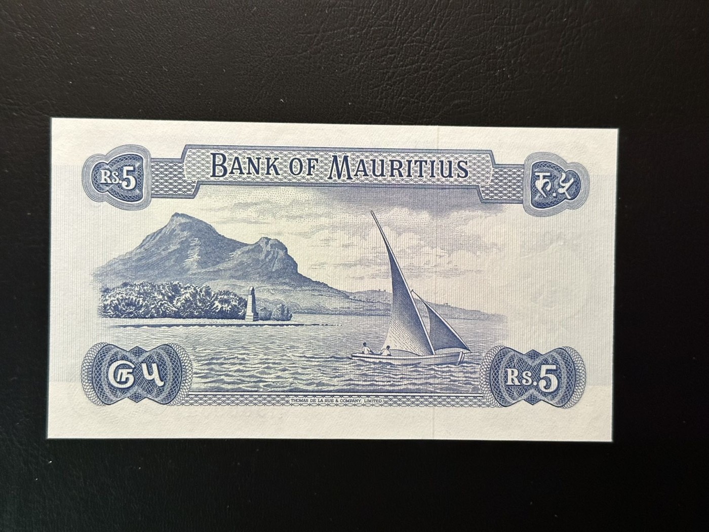 八月最后一场，第十五期大拍 （S3）热门品种，毛里求斯1967年版本戎装女王，A冠中间豹子号