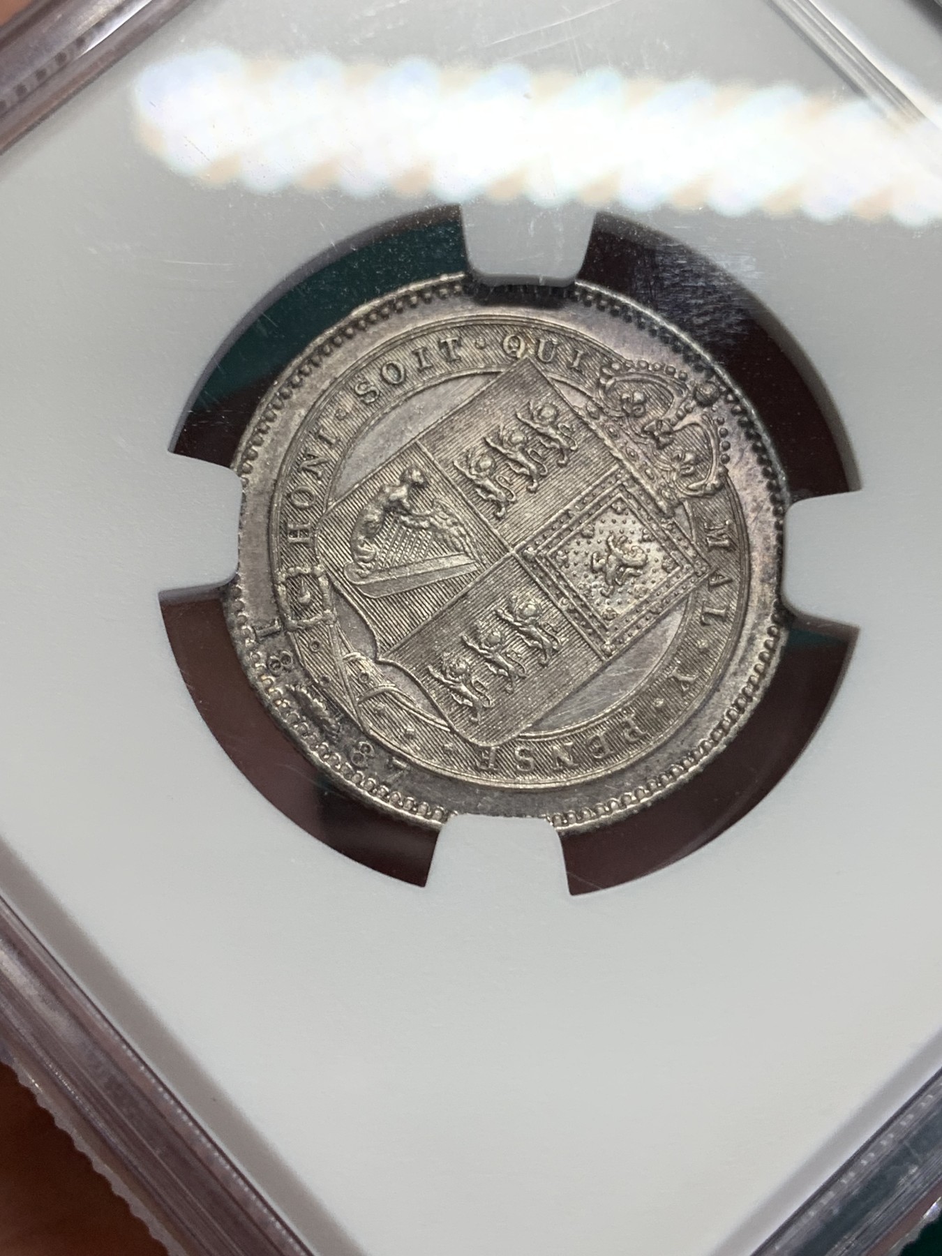 《竞宝斋》第193场-周日，周一 2场 (全场包邮) NGC-AUD 英国 1887年 高冠1先令 银币