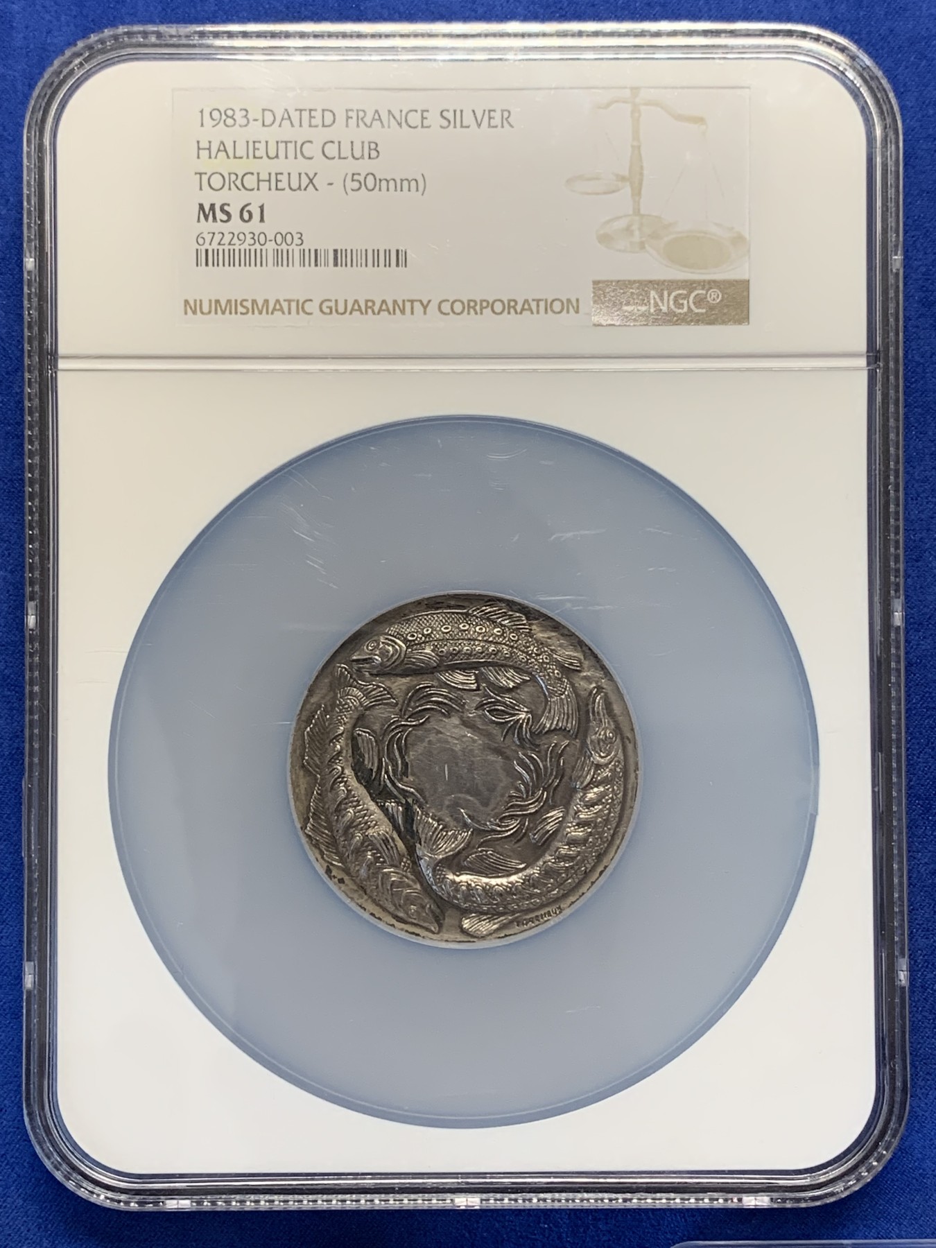 《竞宝斋》第193场-周日，周一 2场 (全场包邮) NGC-MS61 法国 1983年 渔业俱乐部 50MM大银章 很漂亮的大盒大银章