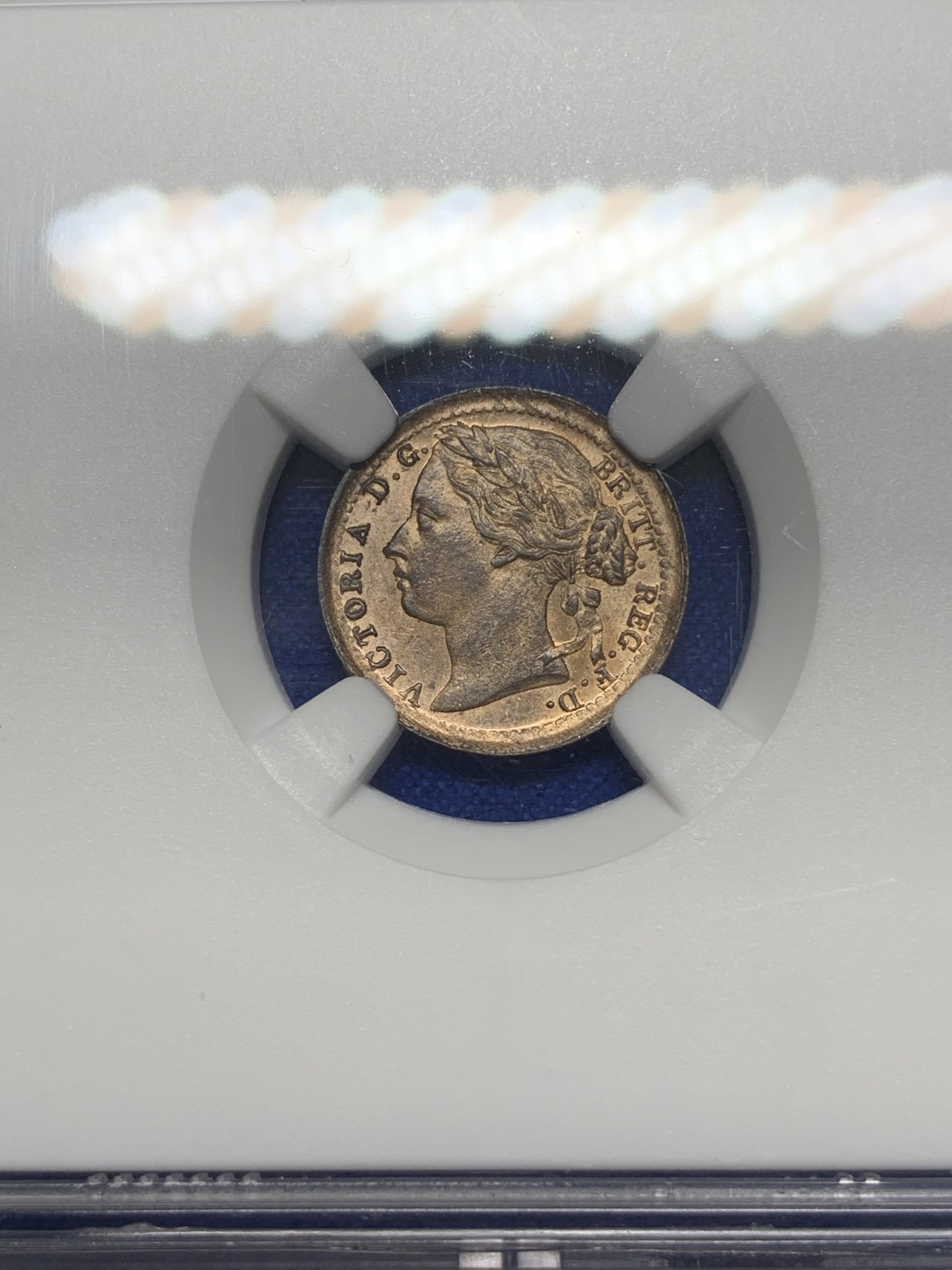 《竞宝斋》第193场-周日，周一 2场 (全场包邮) NGC MS63RB 英国 1885年 维多利亚 1/3法新铜币稀少小额辅币