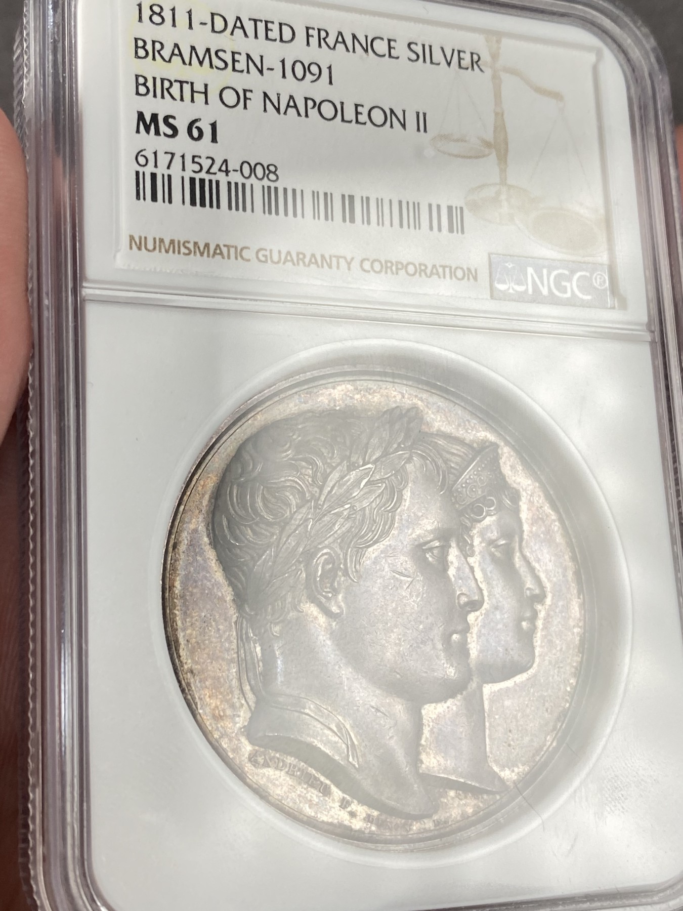 万国钱币拍卖第015期（奢华币章第二季） NGC MS62 1811年法国拿破仑之子罗马王诞生原铸银章 原味老包浆 皇帝与皇后头发与发饰刻画异常精细 御用雕刻师Denon作品 41MM