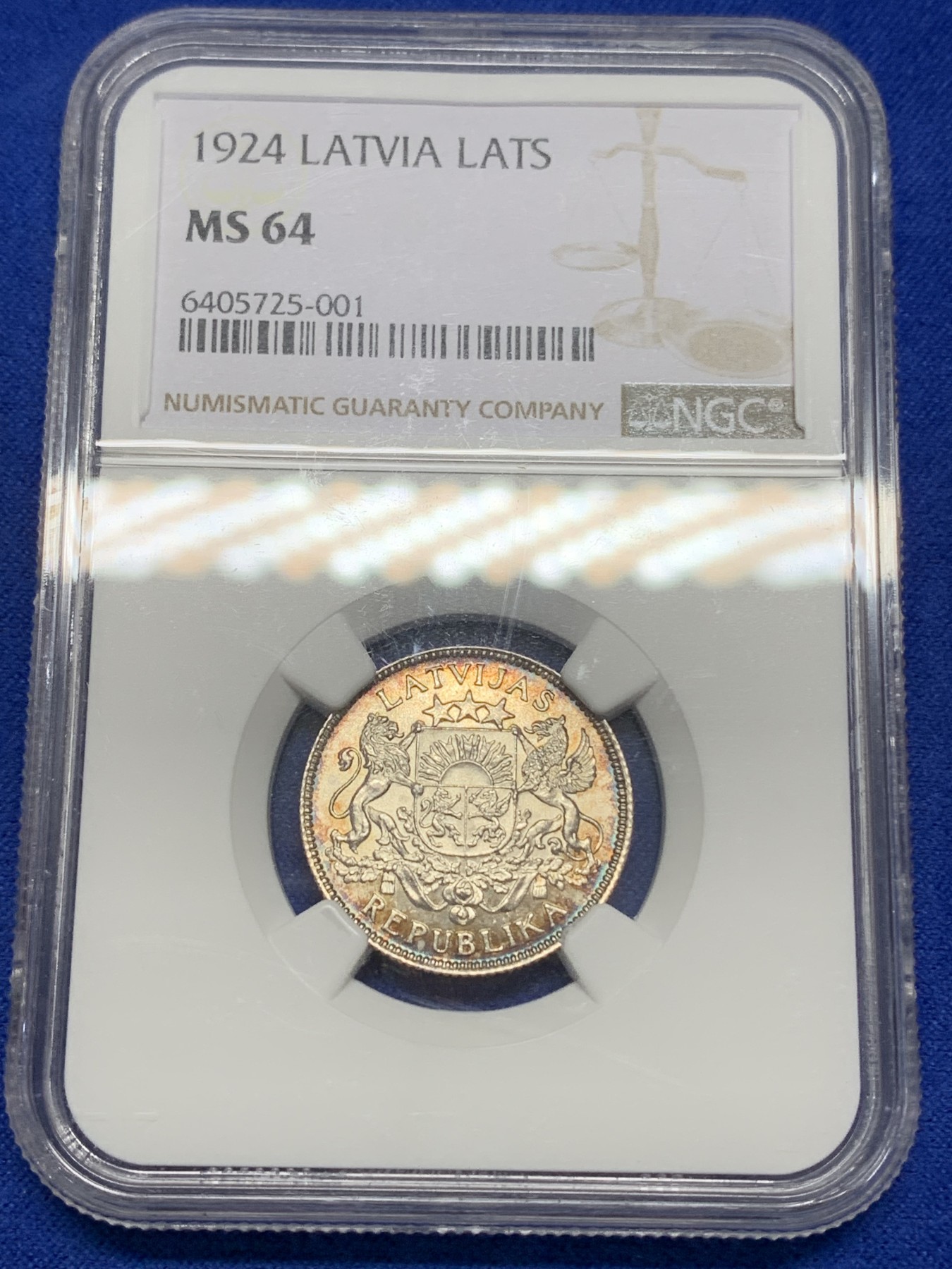 《竞宝斋》第193场-周日，周一 2场 (全场包邮) NGC-MS64 拉脱维亚 1924年 1拉特银币 顶级转光和五彩包浆，不多见的品种