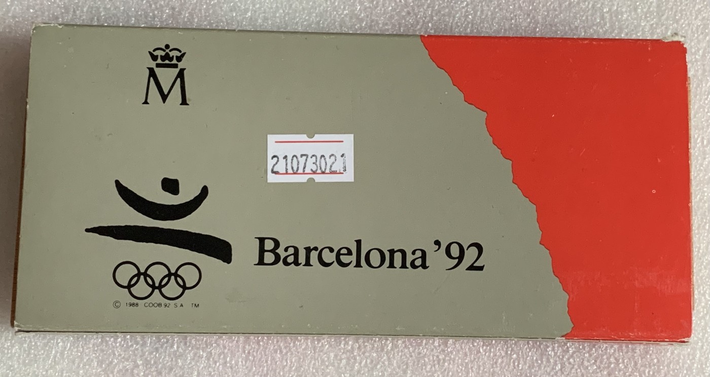 瓶子🏺第107期拍卖会  西班牙1992年世界杯精制银币2枚套  原盒