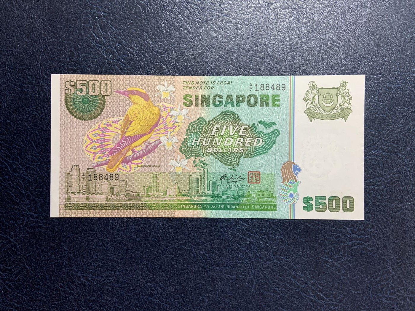 收藏联盟Quantum Auction 第285期拍卖  新加坡1977年500元 品相AU 原票 灯下无斑 黑枕黄鹂