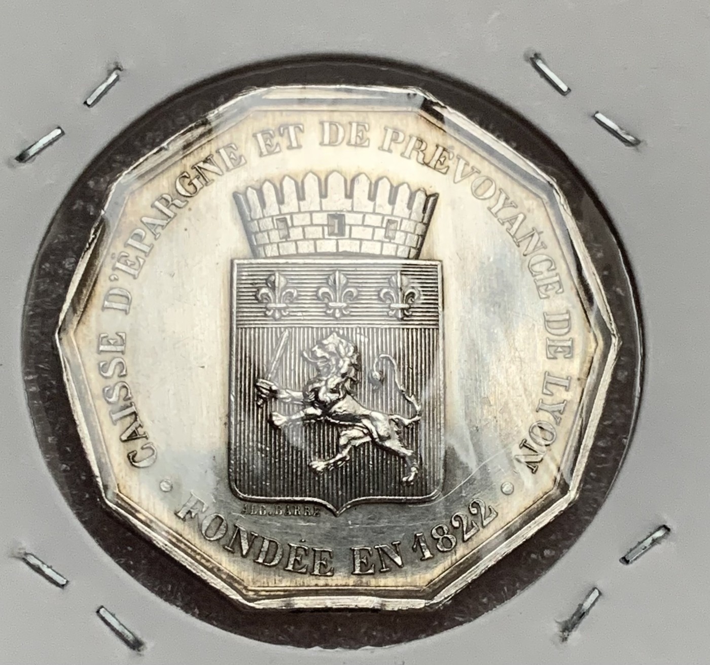 瓶子🏺第107期拍卖会  法国里昂银行jeton银质八角