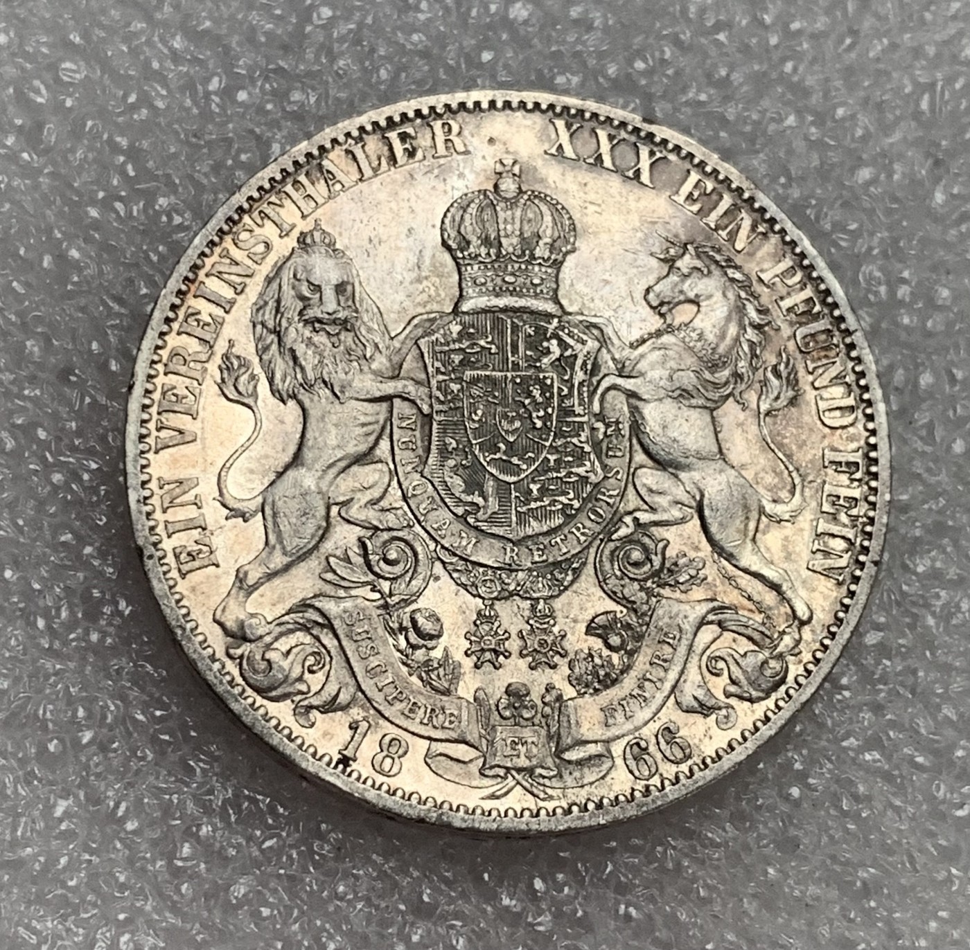 瓶子🏺第107期拍卖会  汉诺威1866年1泰勒狮马银币