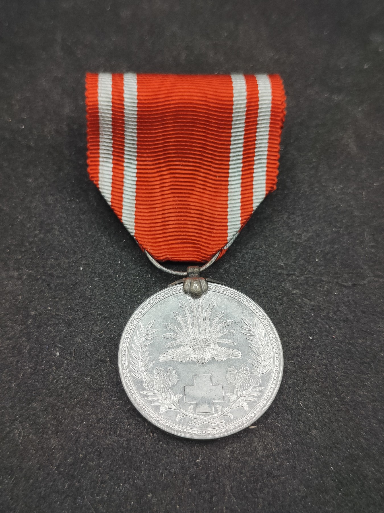 全场0元起拍 第87期 咸鱼国勋章拍卖专场 9月3日（周日）下午6：00开始 日本赤十字社员章 铝制