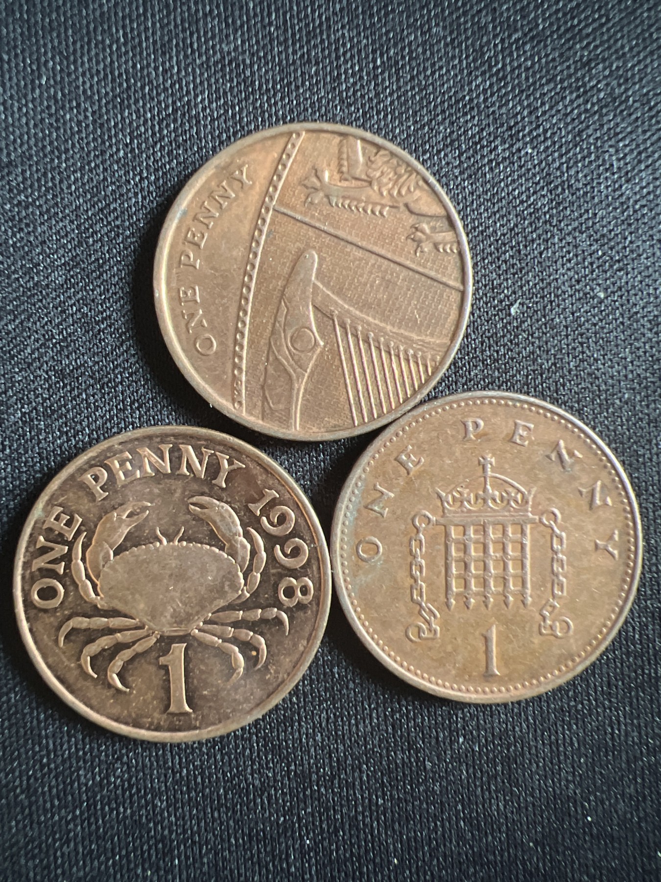 第396期 硬币币专场 （无押金，捡漏，全场20包邮，偏远地区除外，接收代拍业务） 英属根西面包蟹1便士，英国1便士盾牌，普通1便士