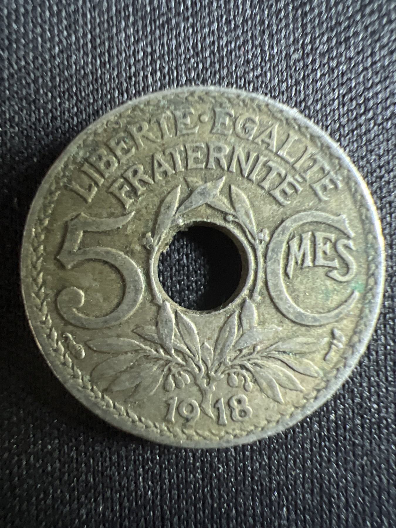 第396期 硬币币专场 （无押金，捡漏，全场20包邮，偏远地区除外，接收代拍业务） 法国早期 中孔铜镍币 5分