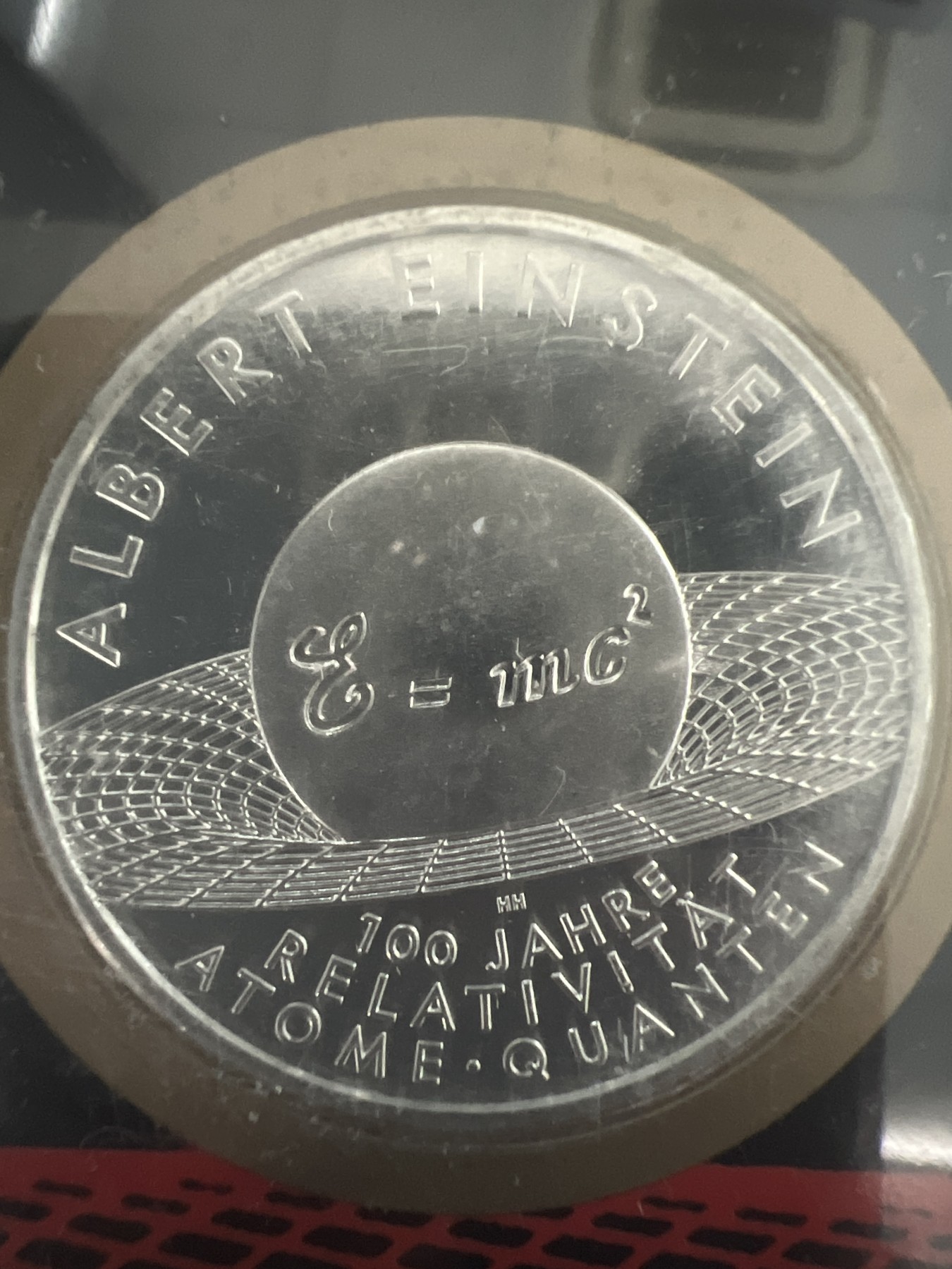 第4期 银币专场 （无押金，捡漏，全场20包邮，偏远地区除外，接收代拍业务） 2005年 爱因斯坦相对论 10欧元 纪念银币 带大版票