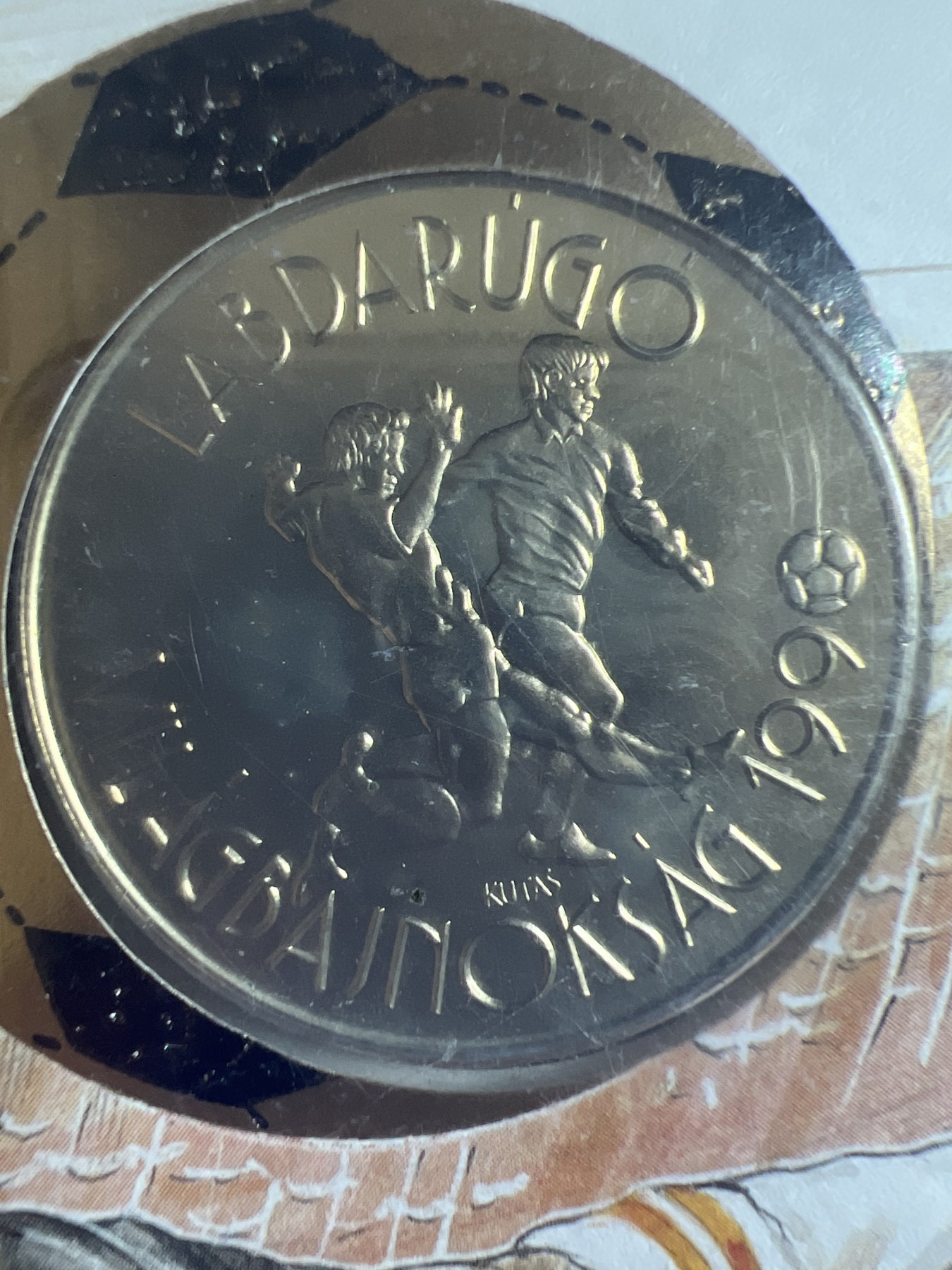 第430期 硬币专场 （无押金，捡漏，全场20包邮，偏远地区除外，接收代拍业务） 1988年 匈牙利 嵌球币 世界赛 铲杯足球 100福林 纪念银币