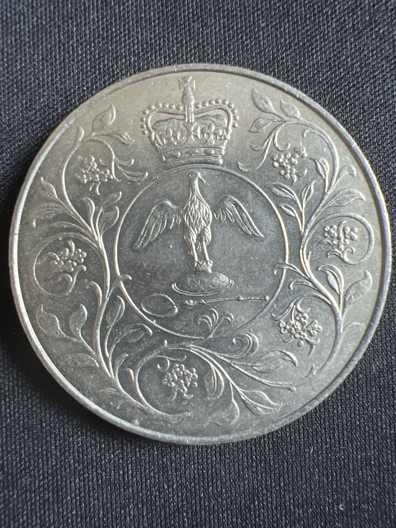 第396期 硬币币专场 （无押金，捡漏，全场20包邮，偏远地区除外，接收代拍业务） 1977年 女王登基 大克朗币