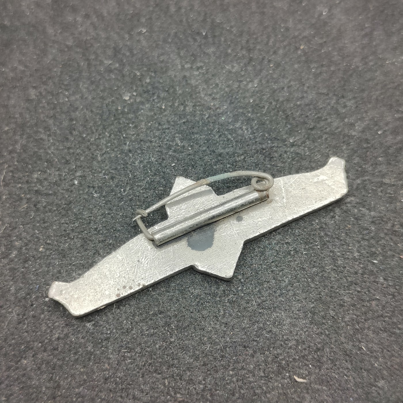 全场0元起拍 第87期 咸鱼国勋章拍卖专场 9月3日（周日）下午6：00开始 日本珐琅徽章