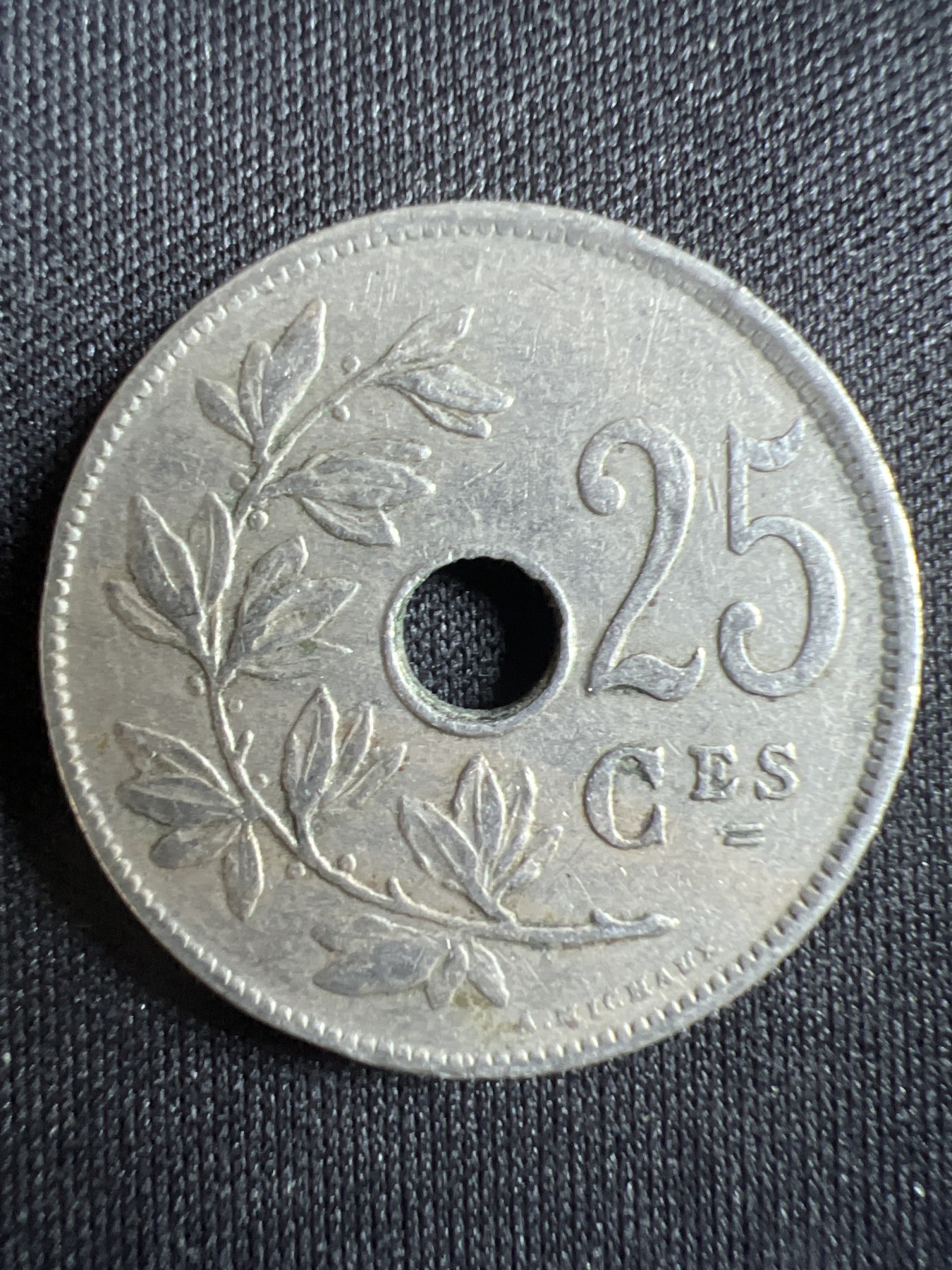 第396期 硬币币专场 （无押金，捡漏，全场20包邮，偏远地区除外，接收代拍业务） 比利时 早期 中孔铜镍币 25分