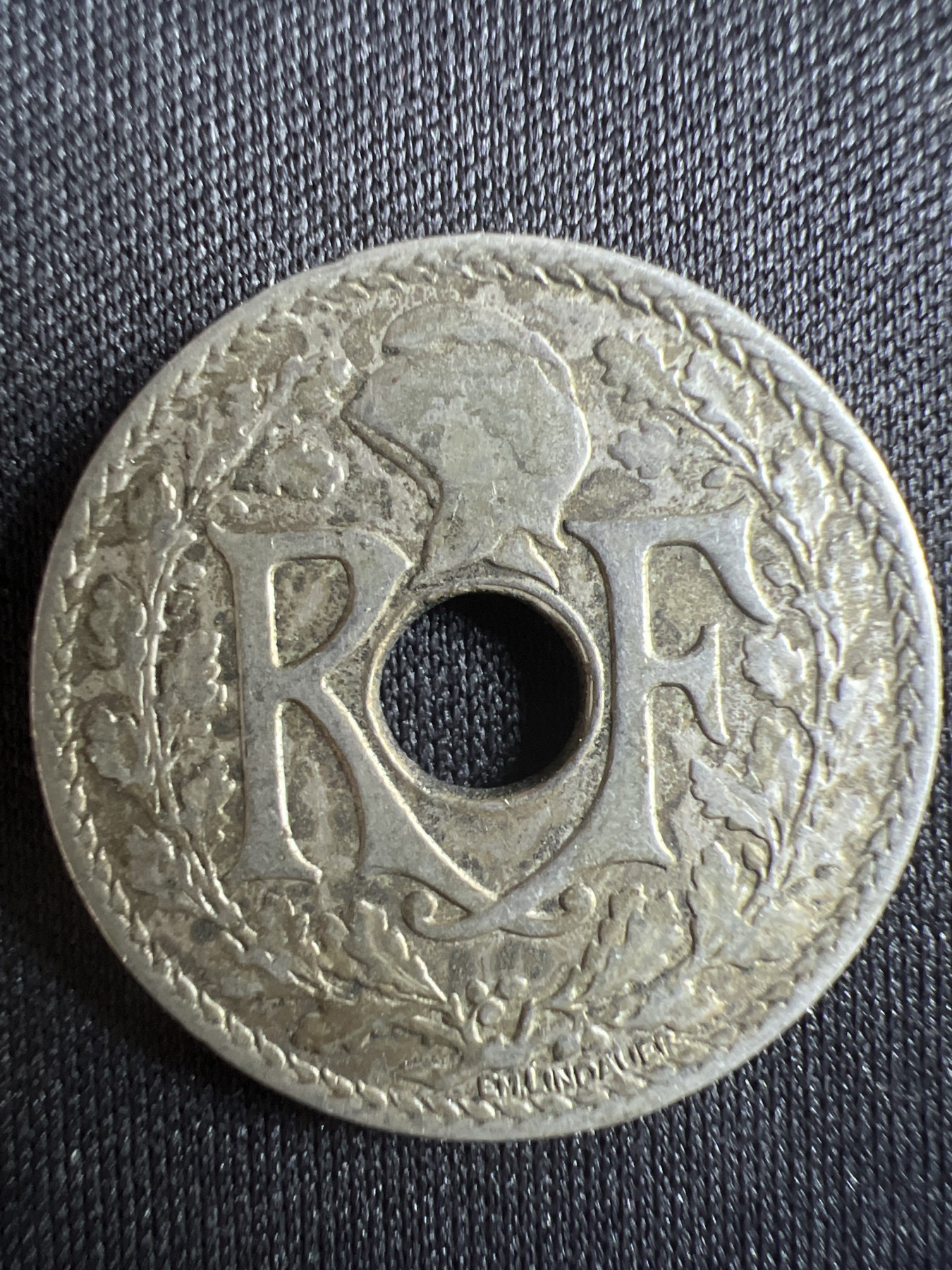 第396期 硬币币专场 （无押金，捡漏，全场20包邮，偏远地区除外，接收代拍业务） 法国早期 中孔铜镍币 25分