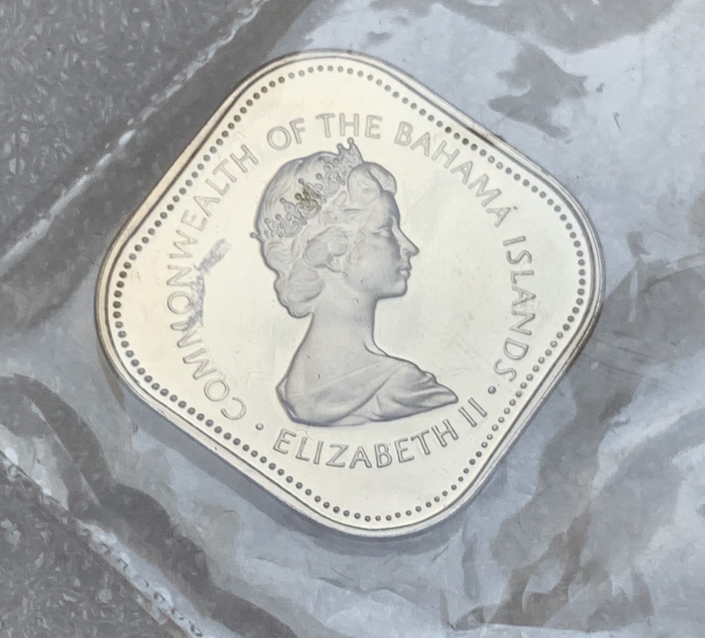 瓶子🏺第107期拍卖会  巴哈马15分精制硬币 1973年 英国女王伊丽莎白二世  原封