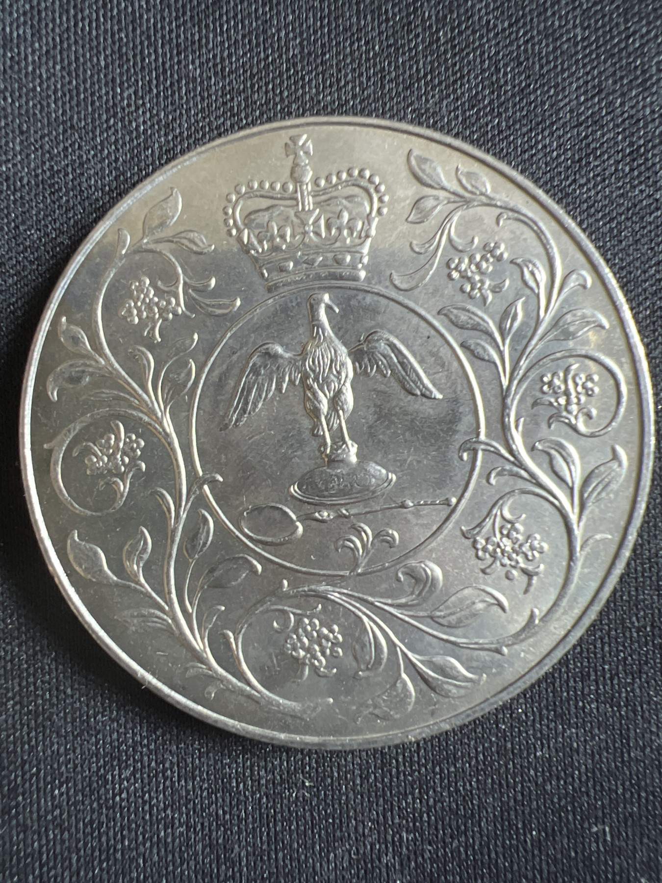 第396期 硬币币专场 （无押金，捡漏，全场20包邮，偏远地区除外，接收代拍业务） 1977年 女王登基 大克朗币