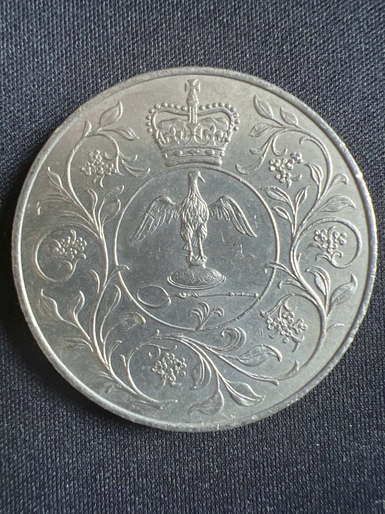 第396期 硬币币专场 （无押金，捡漏，全场20包邮，偏远地区除外，接收代拍业务） 1977年 女王登基 大克朗币