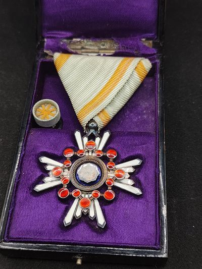 全场0元起拍 第87期 咸鱼国勋章拍卖专场 9月3日（周日）下午6：00开始 - 日本战时 五等瑞宝章 银制带略