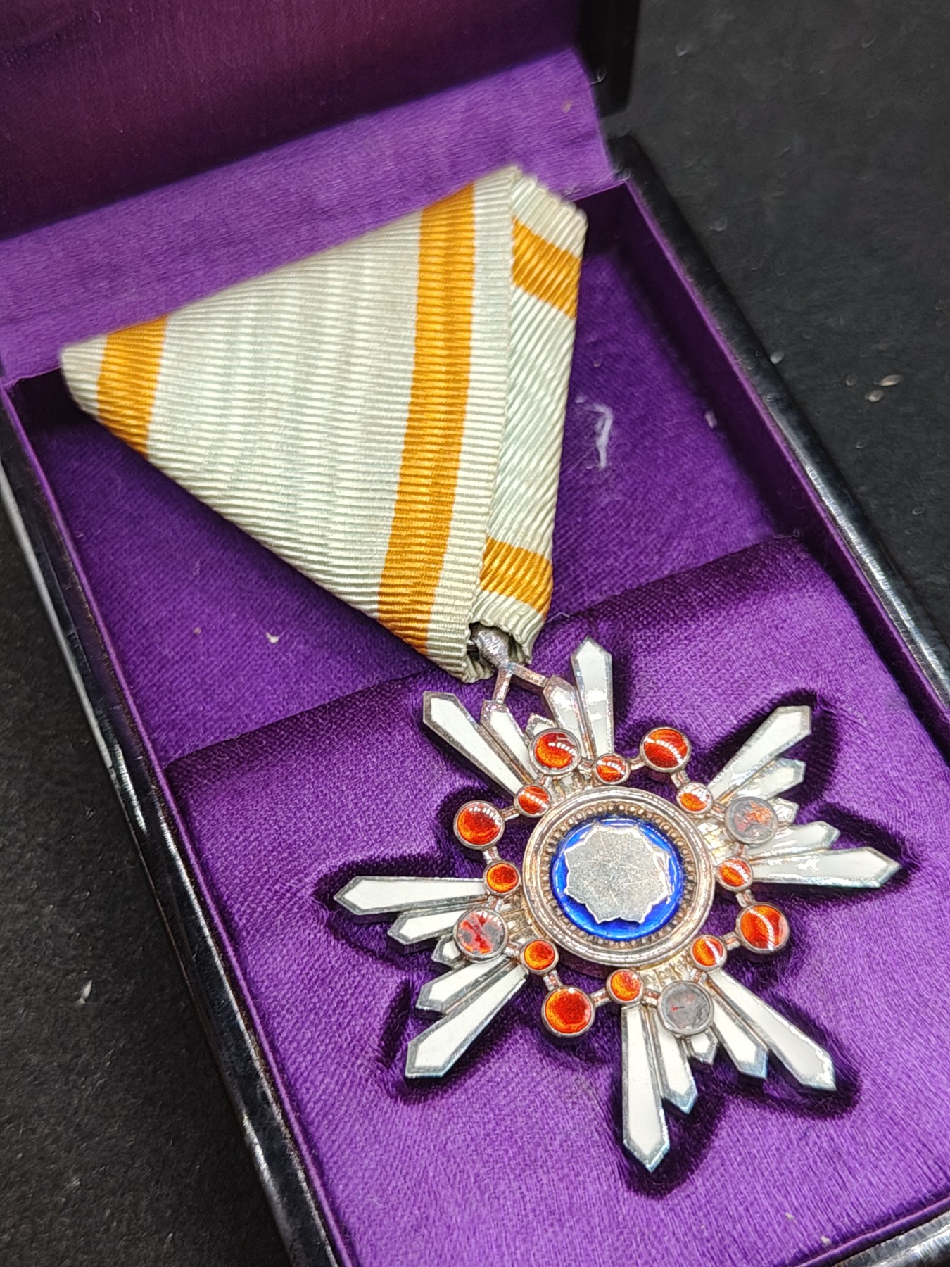 全场0元起拍 第87期 咸鱼国勋章拍卖专场 9月3日（周日）下午6：00开始 日本战时六等瑞宝 银制 珐琅有损