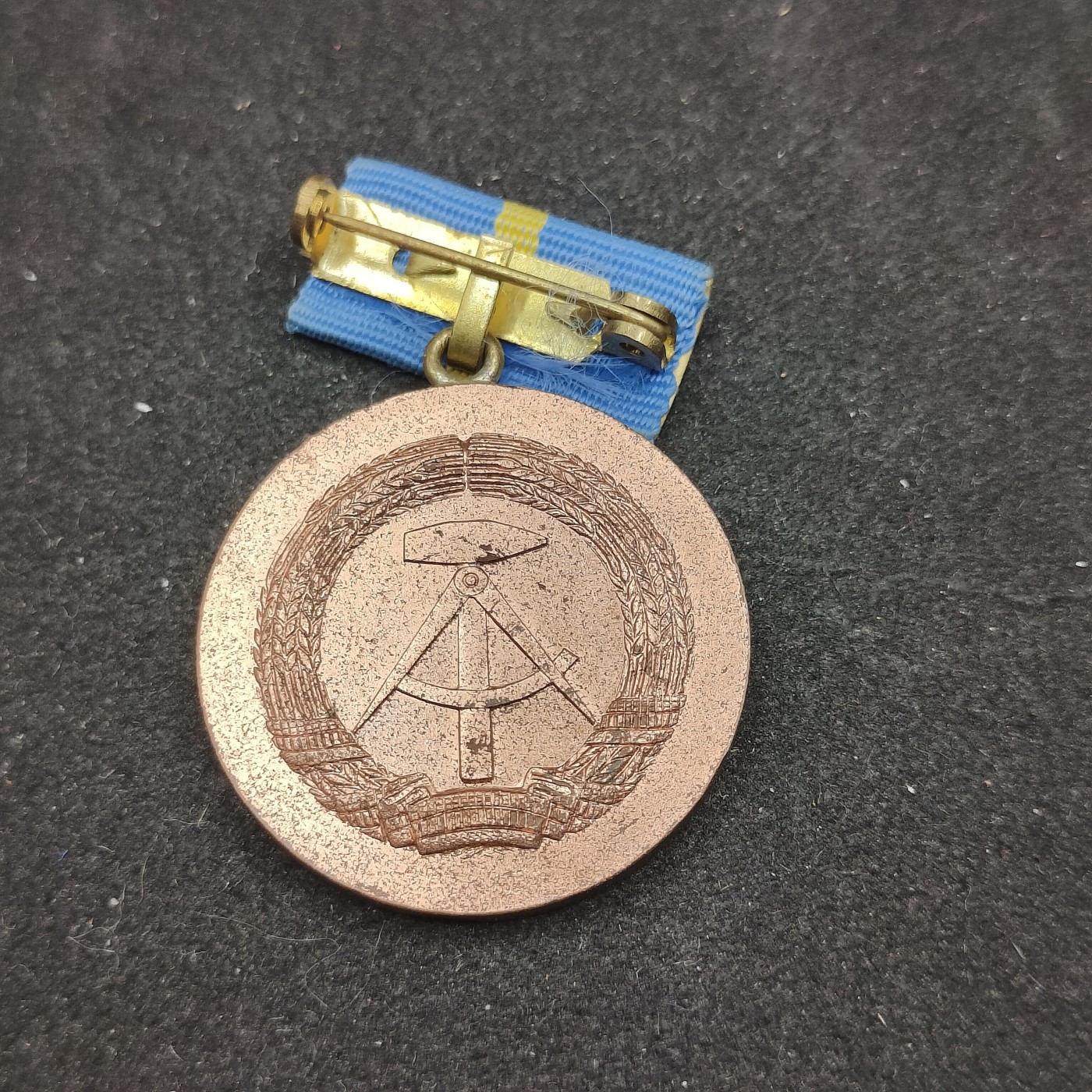 全场0元起拍 第87期 咸鱼国勋章拍卖专场 9月3日（周日）下午6：00开始 德國郵政忠誠服務十年獎章