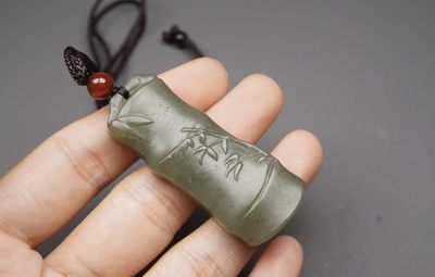 玉石翡翠玛瑙｜拍卖专场 - 和田玉 竹节挂件