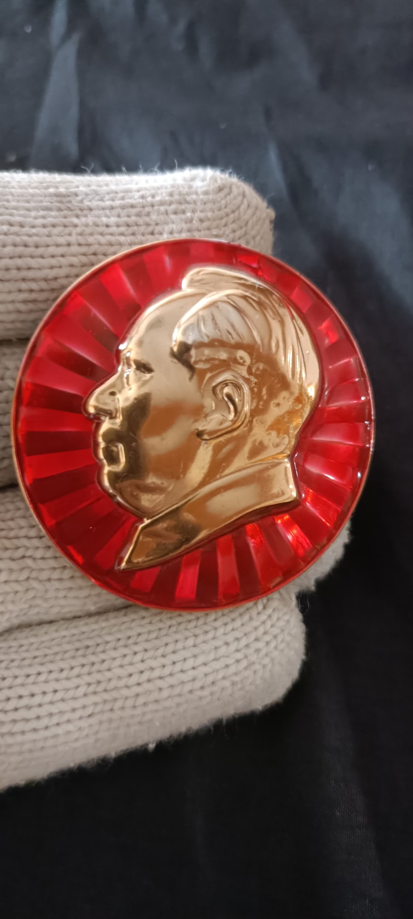 全场0起0押金！ 红色书章专场！ 库存品，大花边毛章！