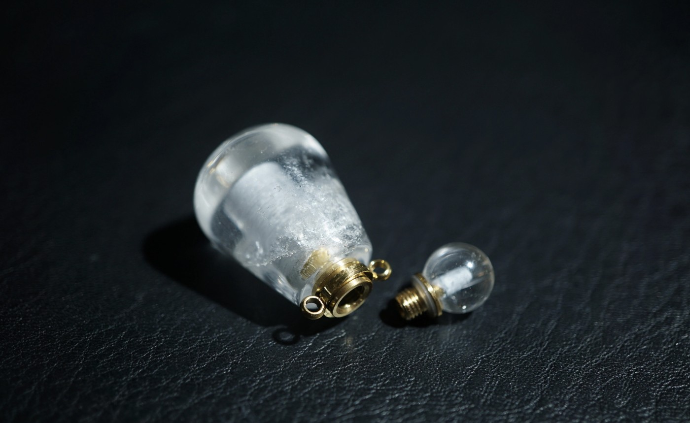 玉石·钱币·杂件｜精选拍卖专场 水晶香水瓶