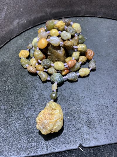 精美阿拉善多彩筋脉石玛瑙项链一条 - 精美阿拉善多彩筋脉石玛瑙项链一条
