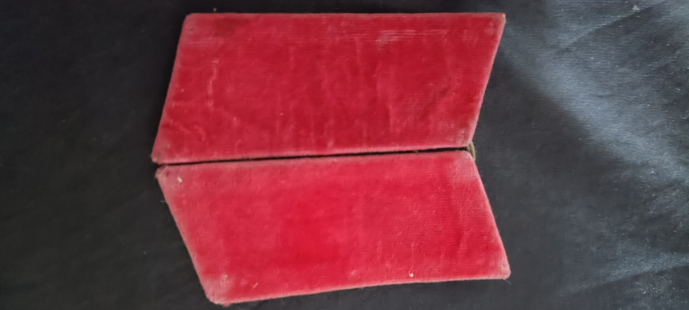 全场0起0押金！ 红色书章专场！ 65式红领章