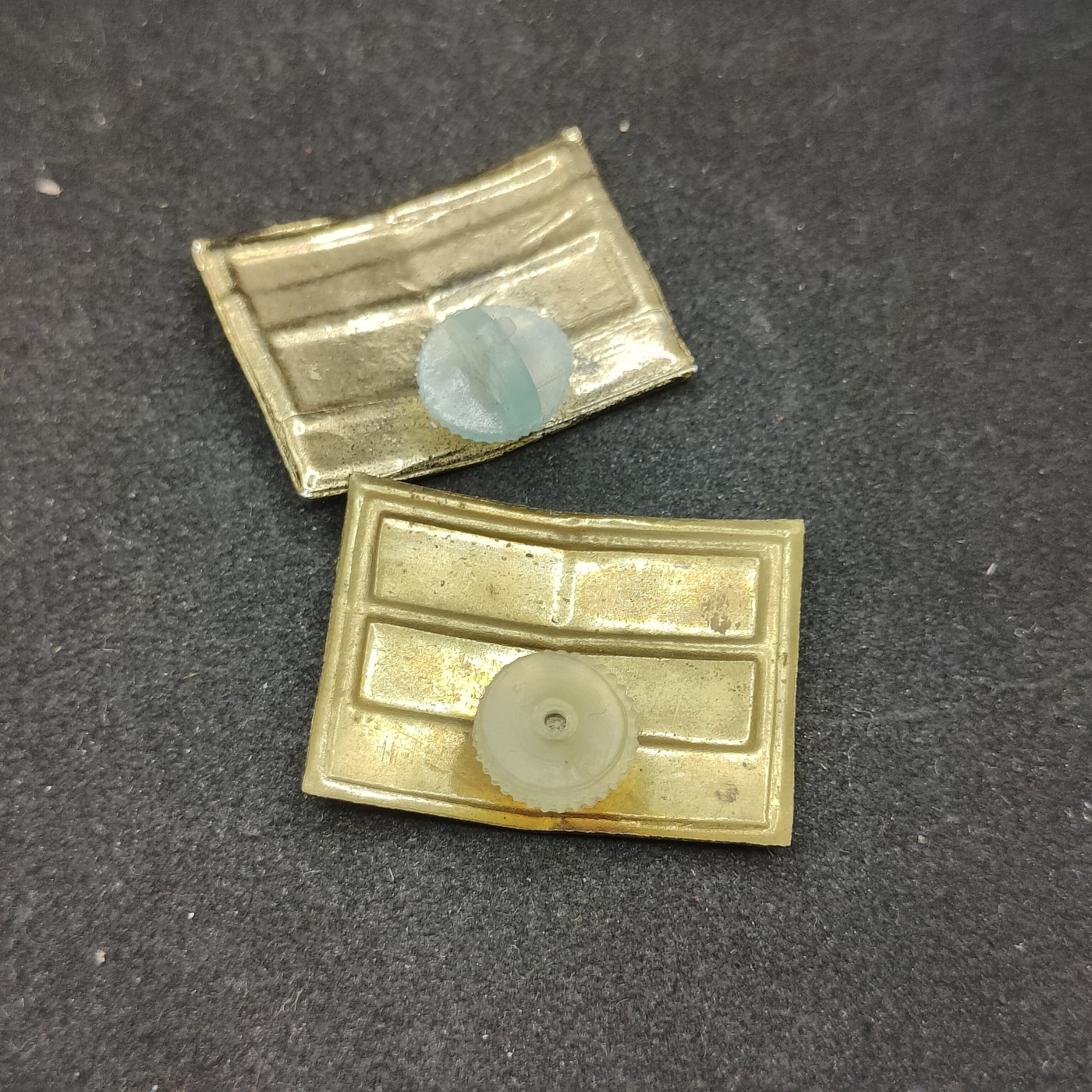 全场0元起拍 第88期 咸鱼国勋章拍卖专场 9月6日（周三）下午6：00开始 日本阶级章一对